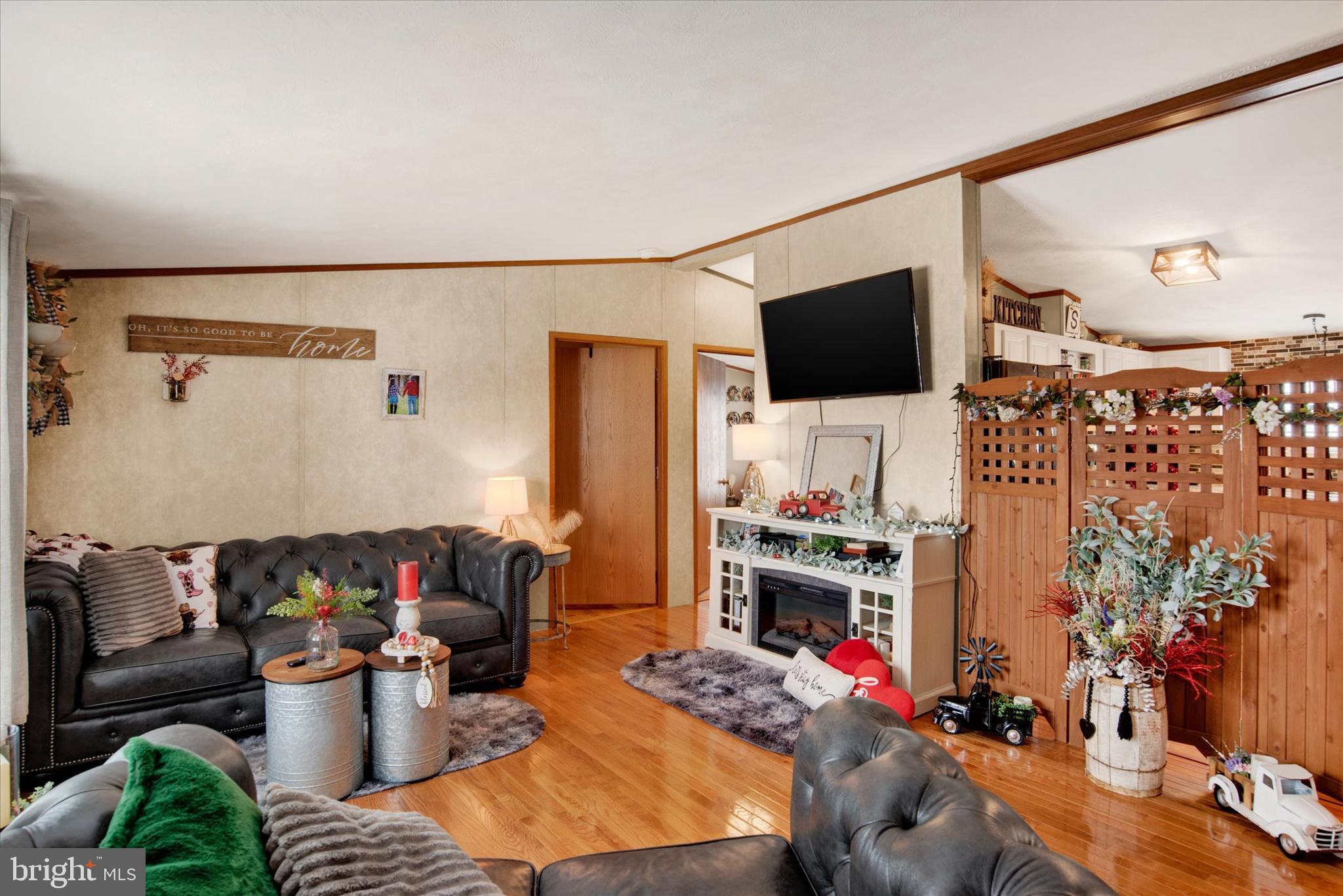 ROYALTON - Residential