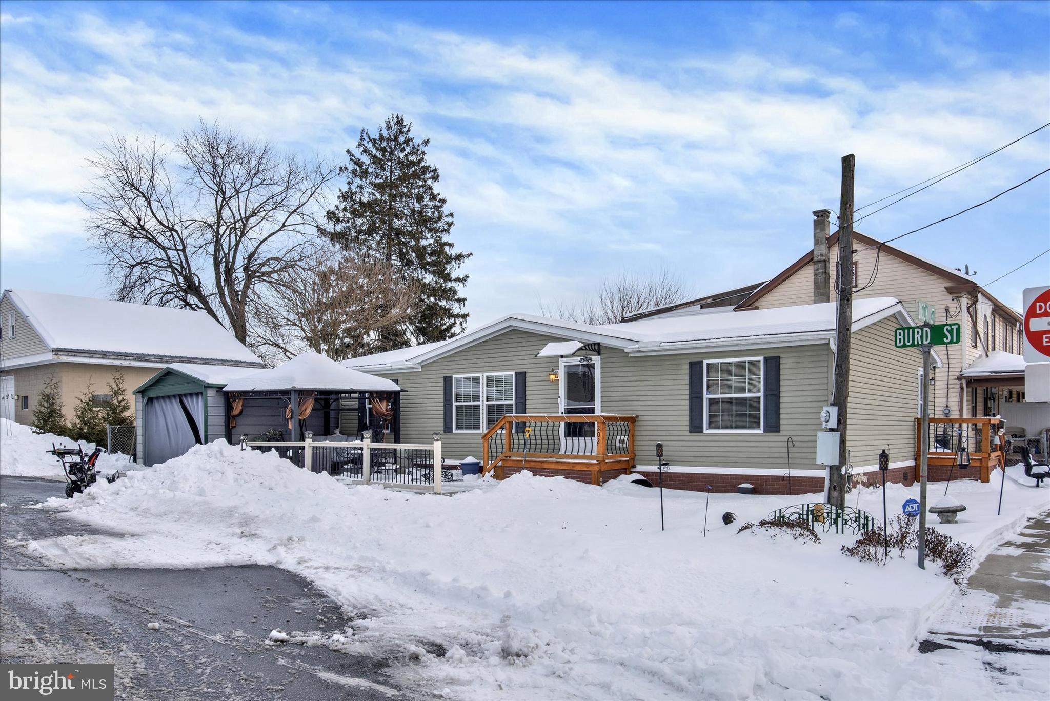 ROYALTON - Residential