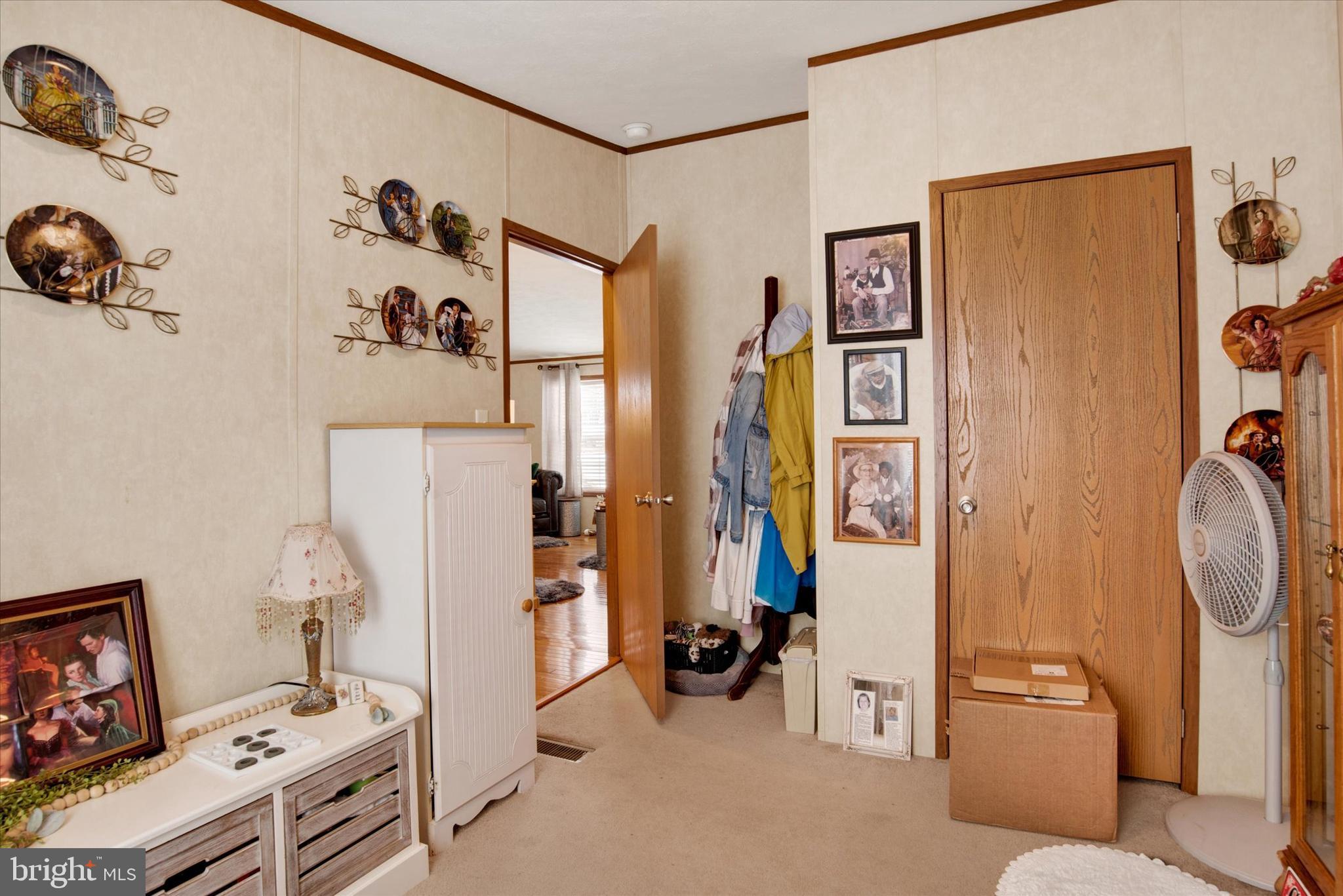 ROYALTON - Residential