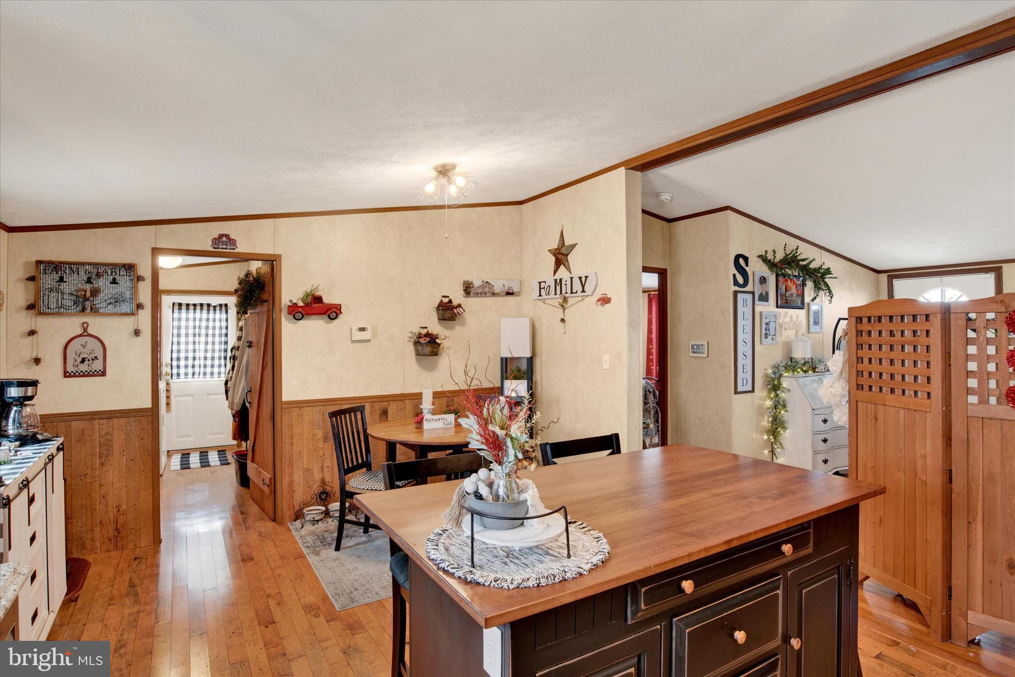 ROYALTON - Residential