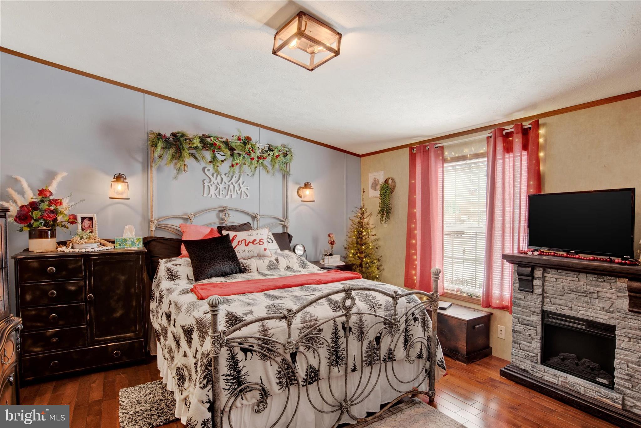 ROYALTON - Residential