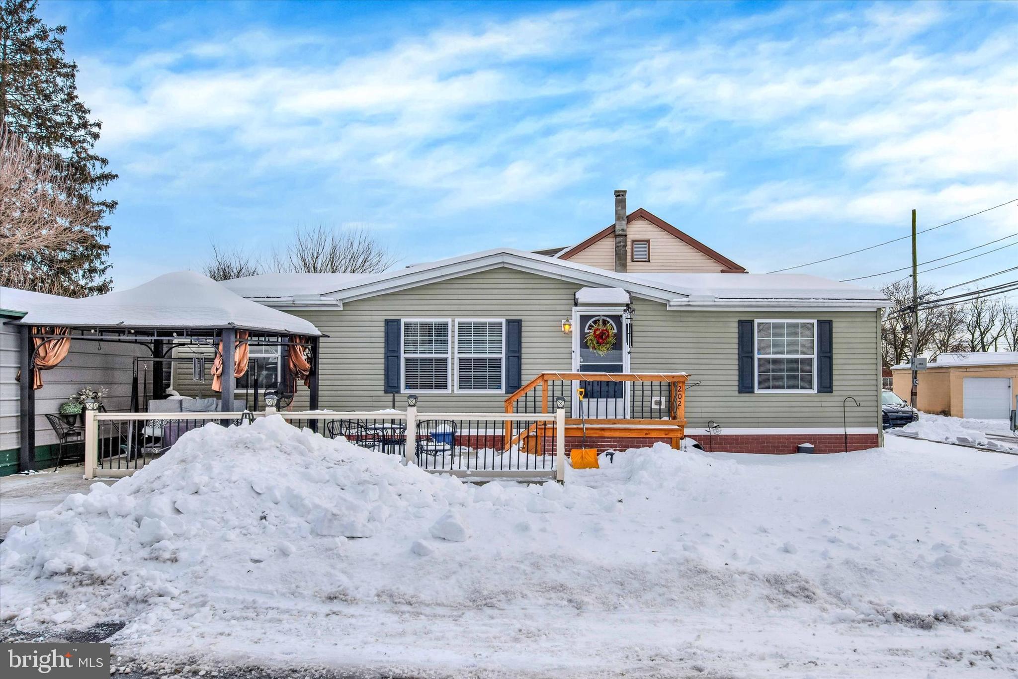 ROYALTON - Residential