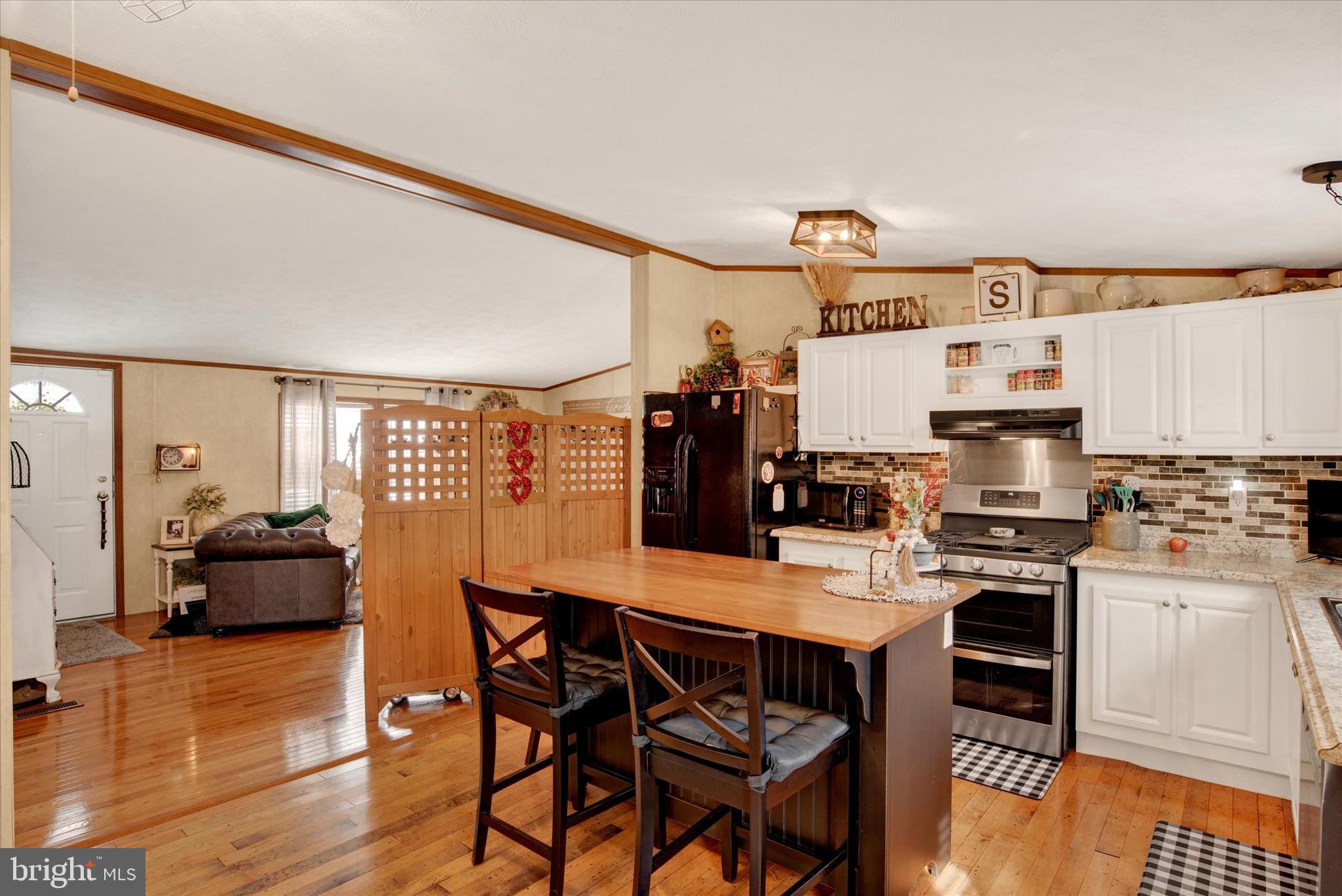 ROYALTON - Residential