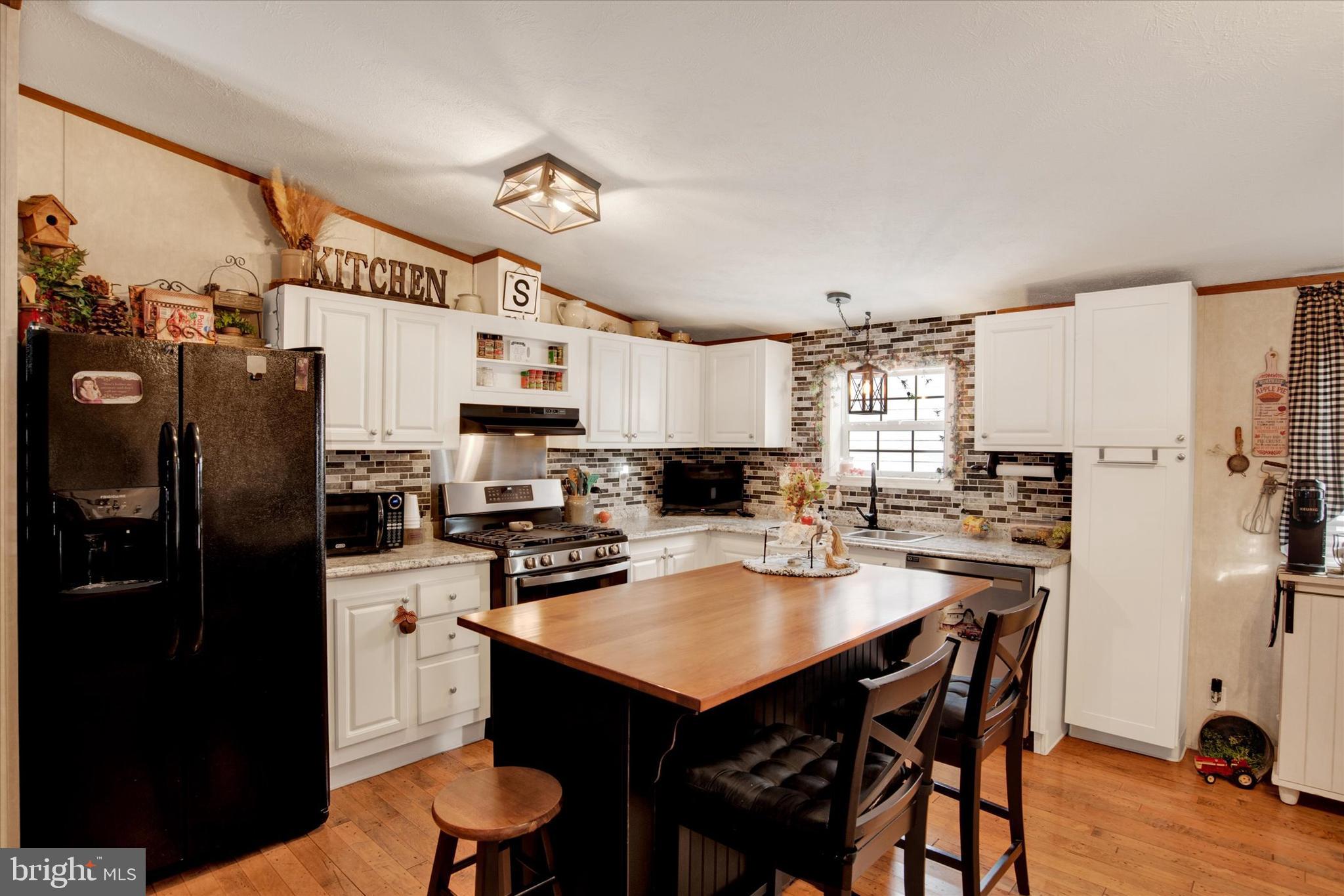 ROYALTON - Residential