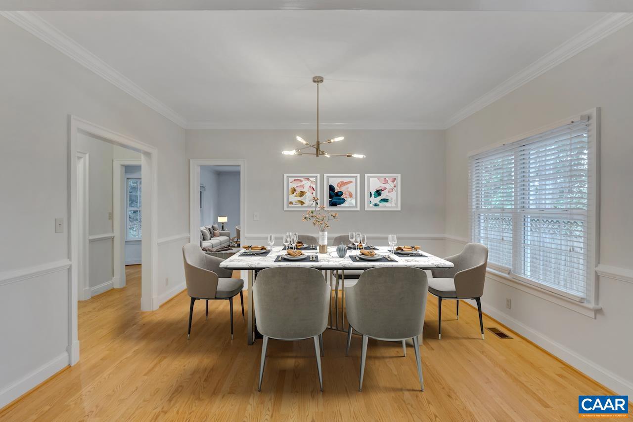 RUGBY - Residential Lease