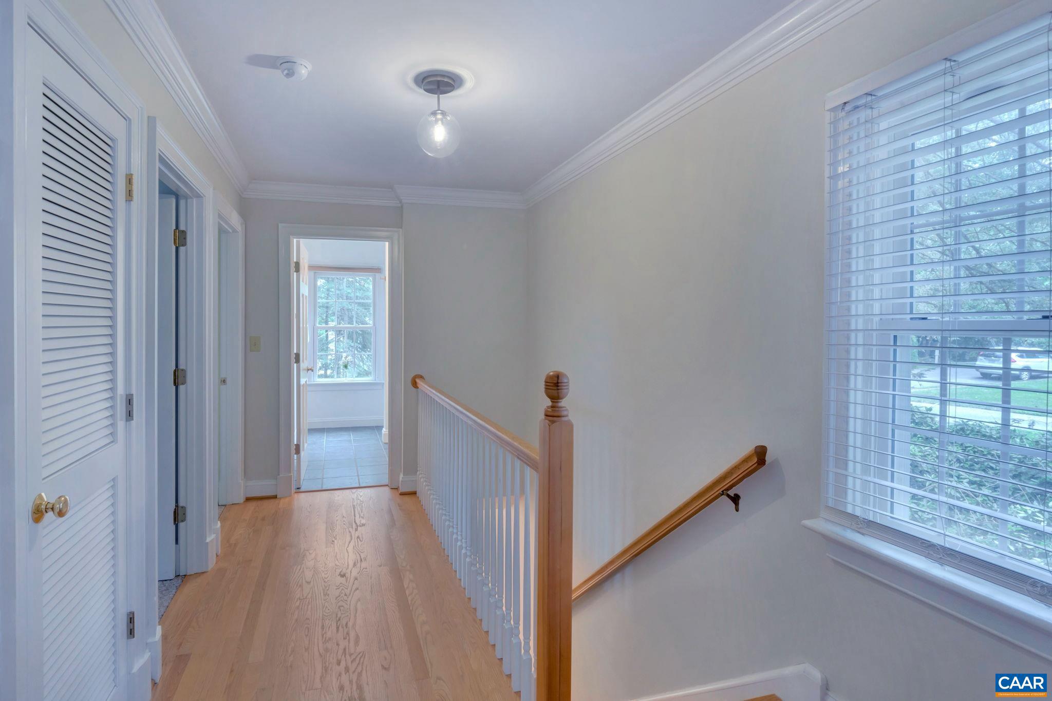 RUGBY - Residential Lease