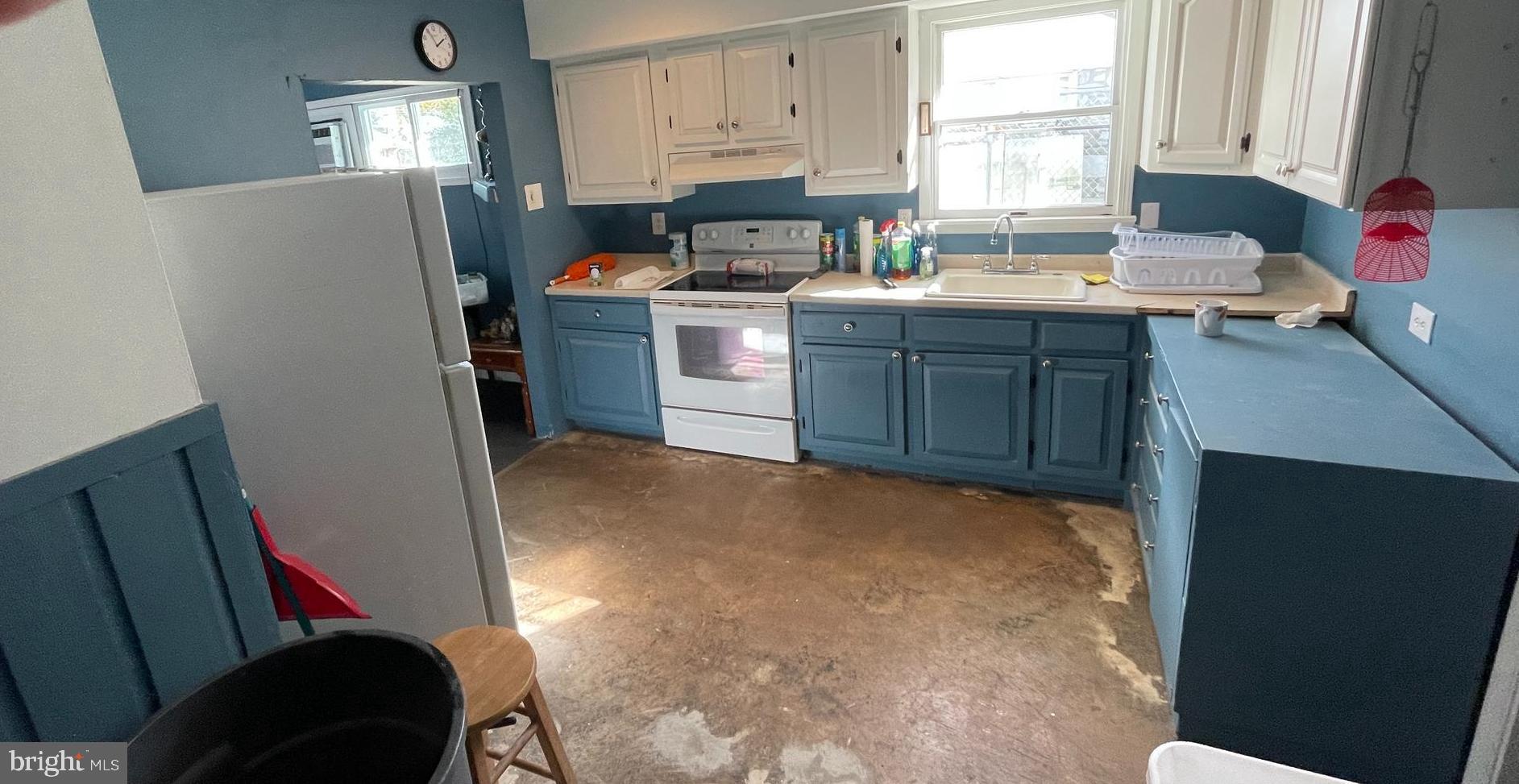 LAUREL BEND - Residential