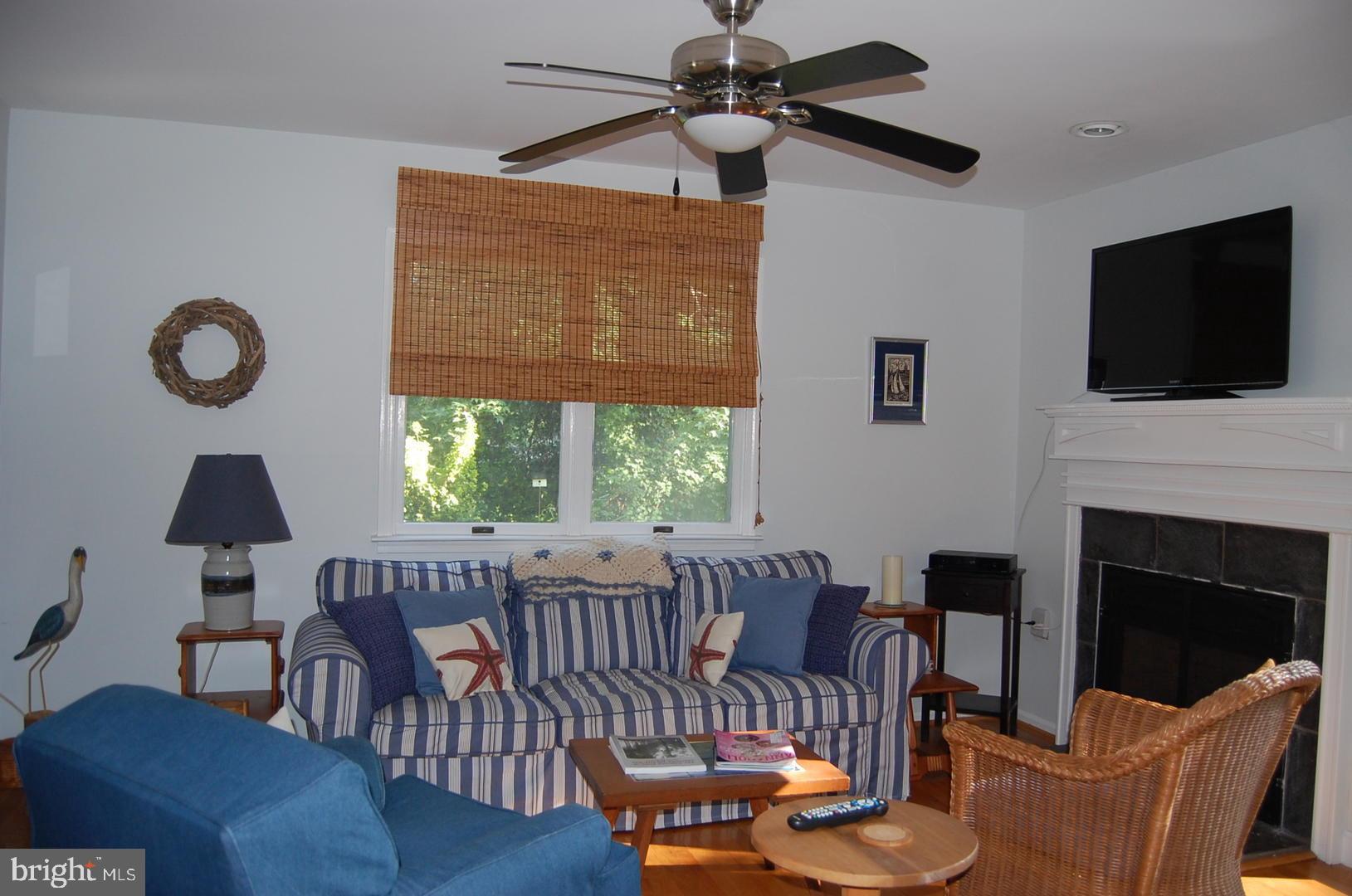 ARUNDEL ON THE BAY - Residential Lease