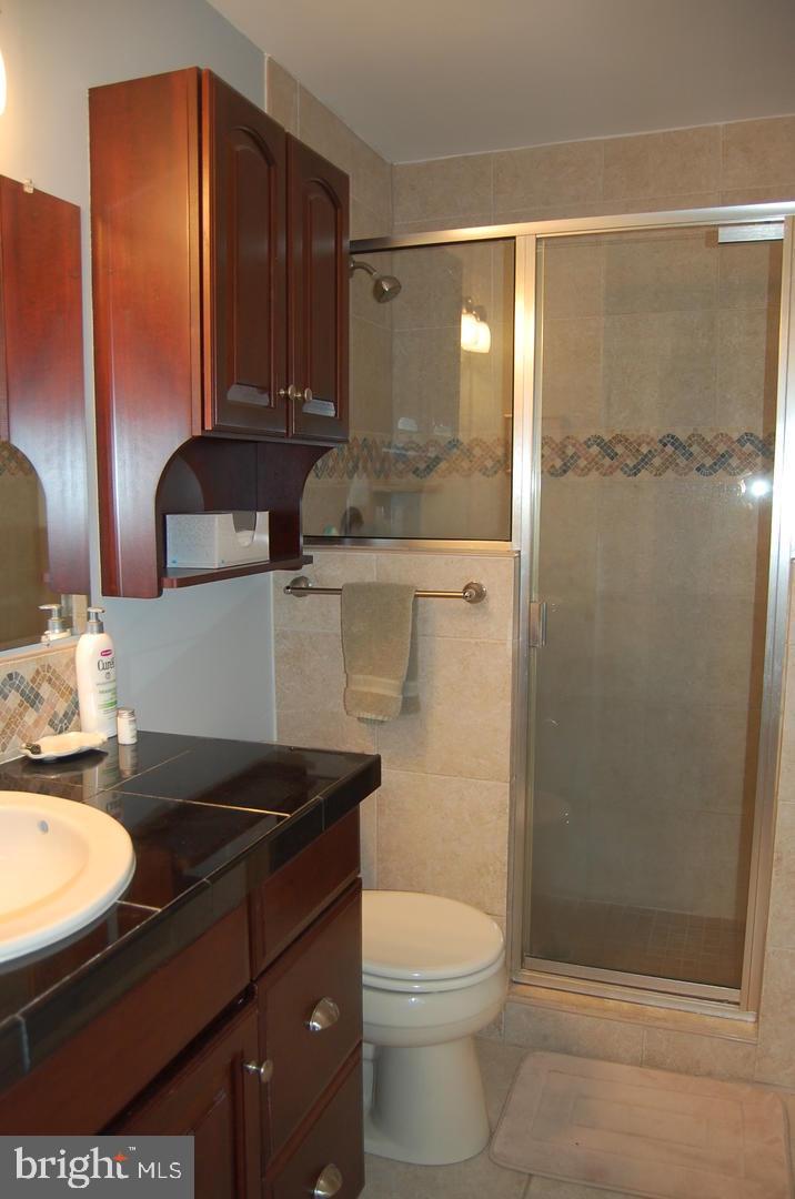 ARUNDEL ON THE BAY - Residential Lease