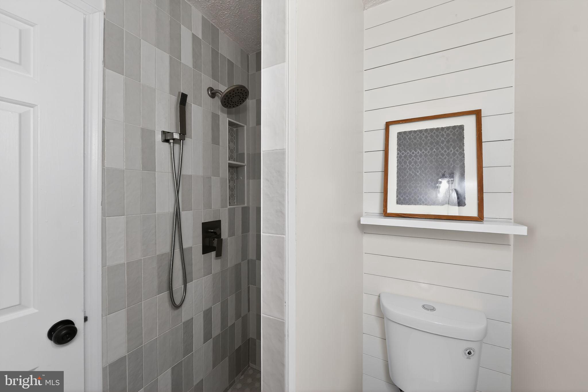 HIDDEN RIDGE - Residential