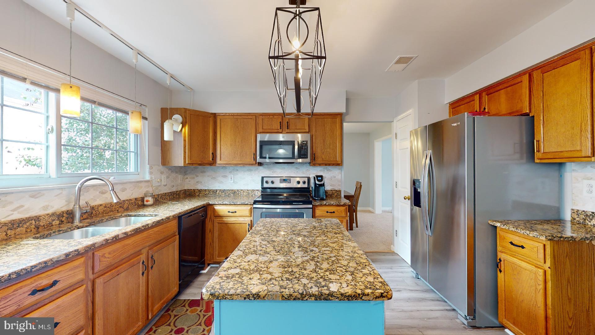 SOMERSET - Residential