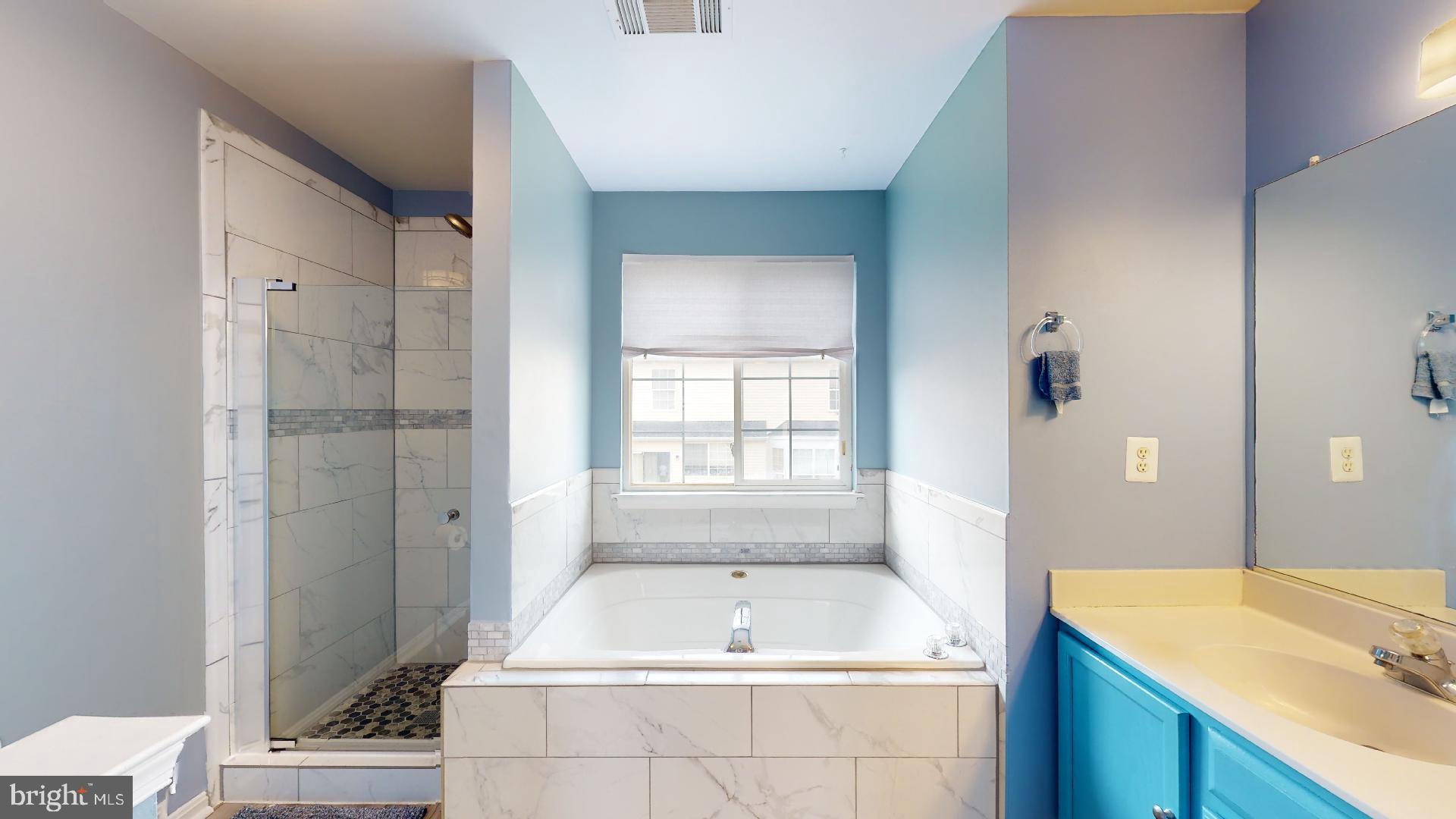 SOMERSET - Residential