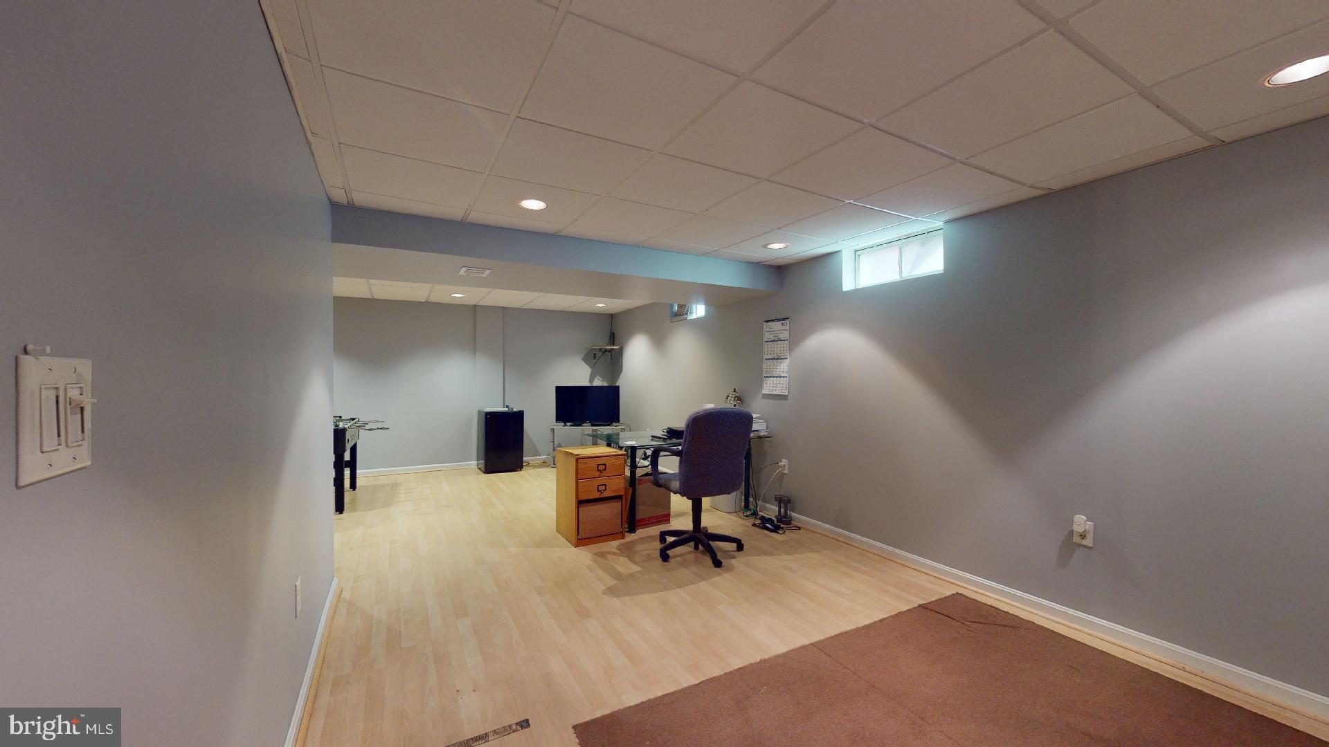 SOMERSET - Residential