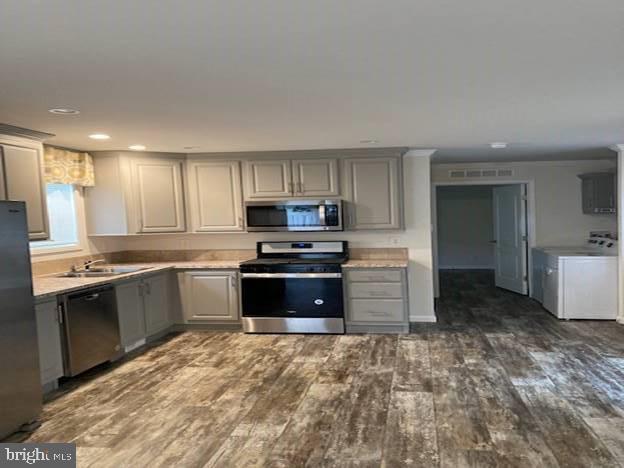 54 SHERWOOD FOREST WAY 54