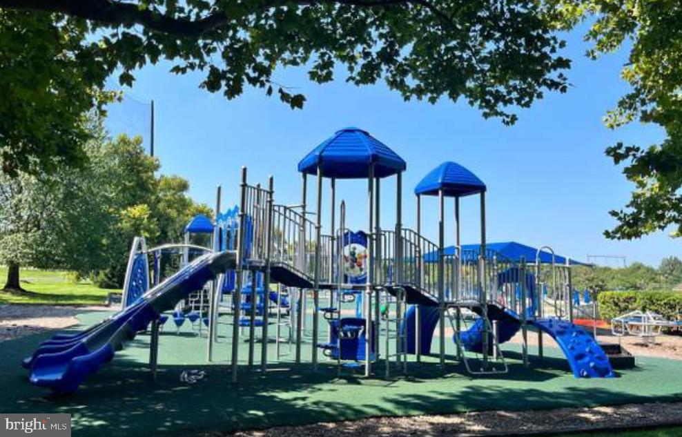 BLUE BELL CC - Residential