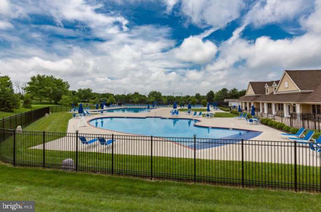 BLUE BELL CC - Residential