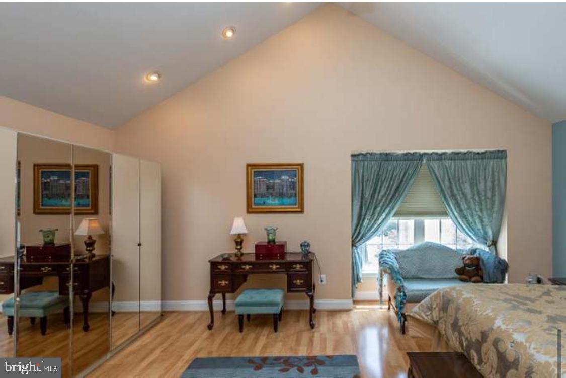 BLUE BELL CC - Residential