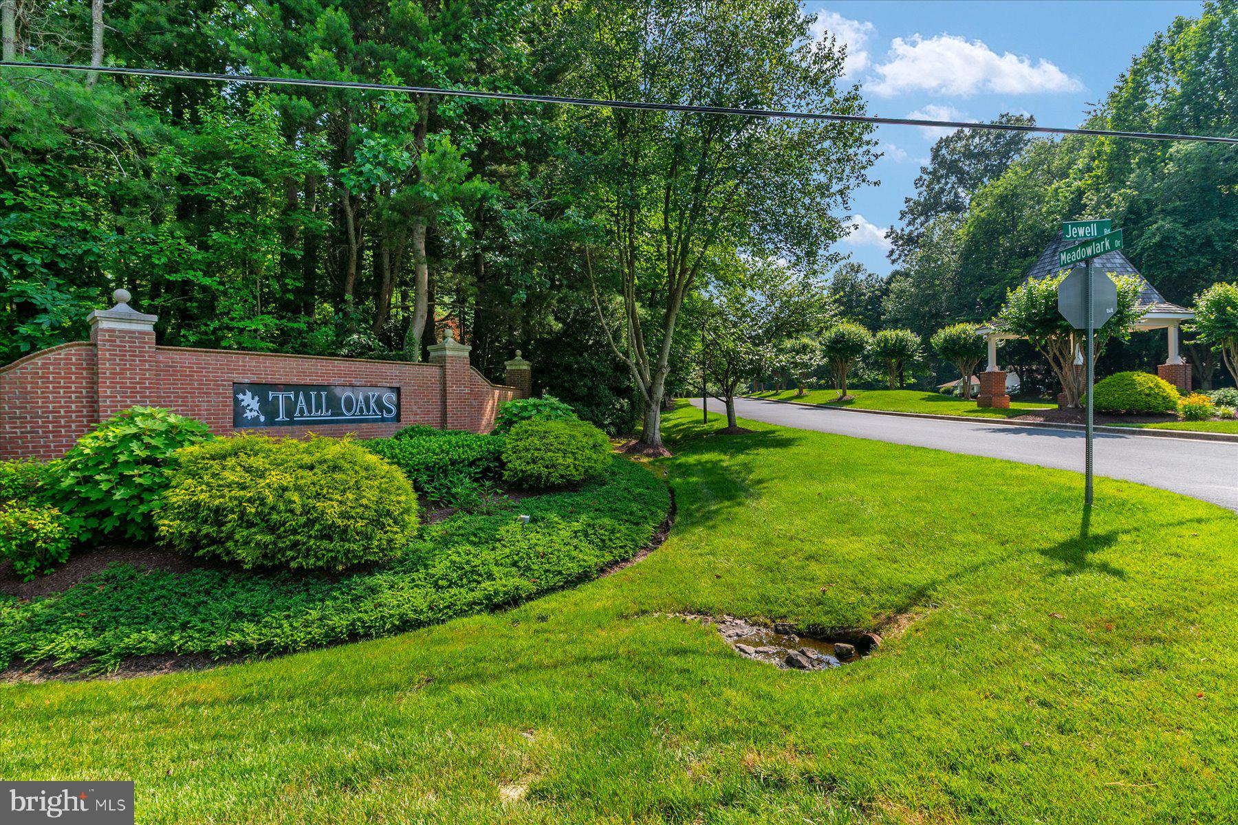 6420 MEADOWLARK DRIVE