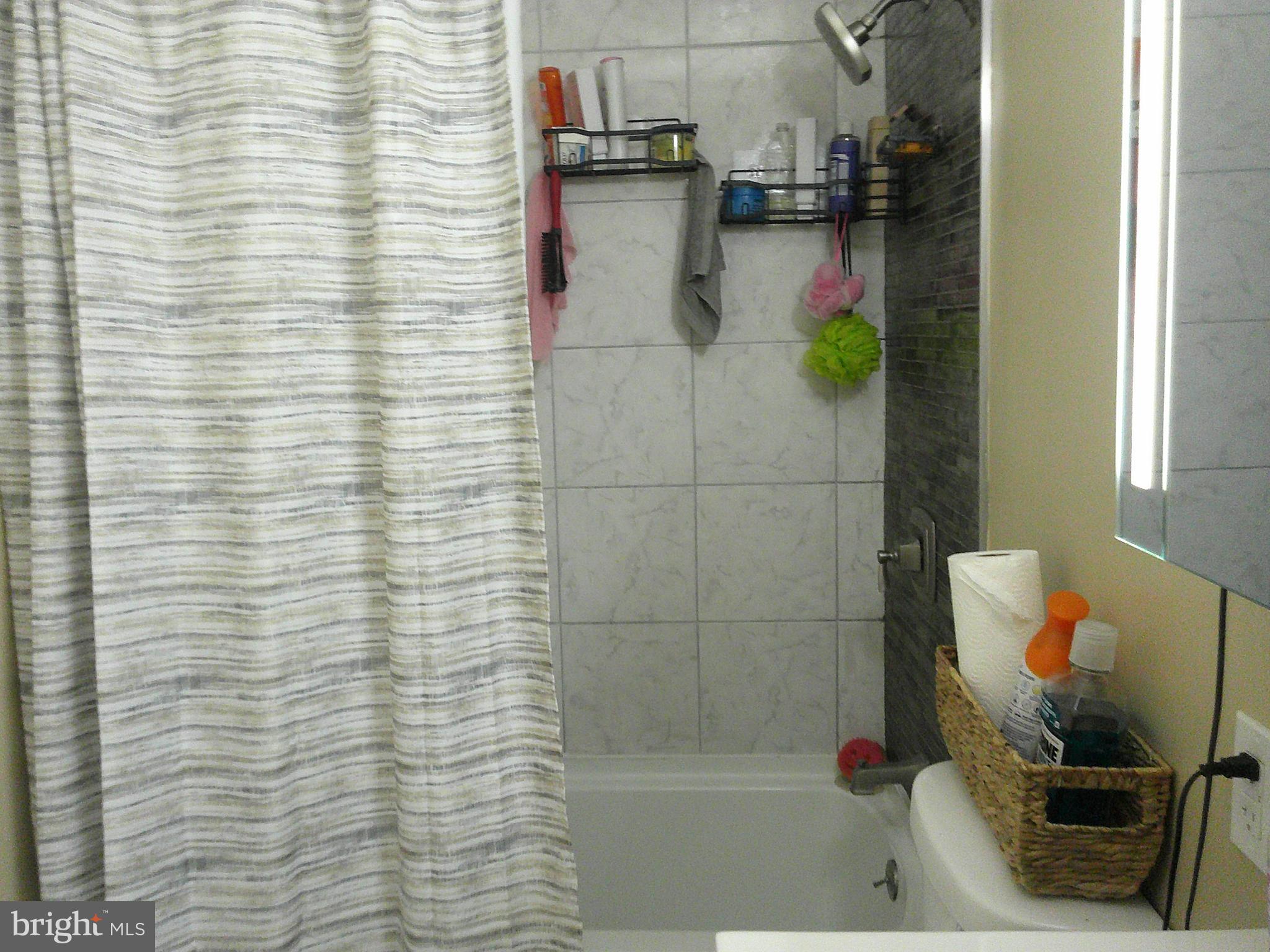 SANDTOWN-WINCHESTER - Residential