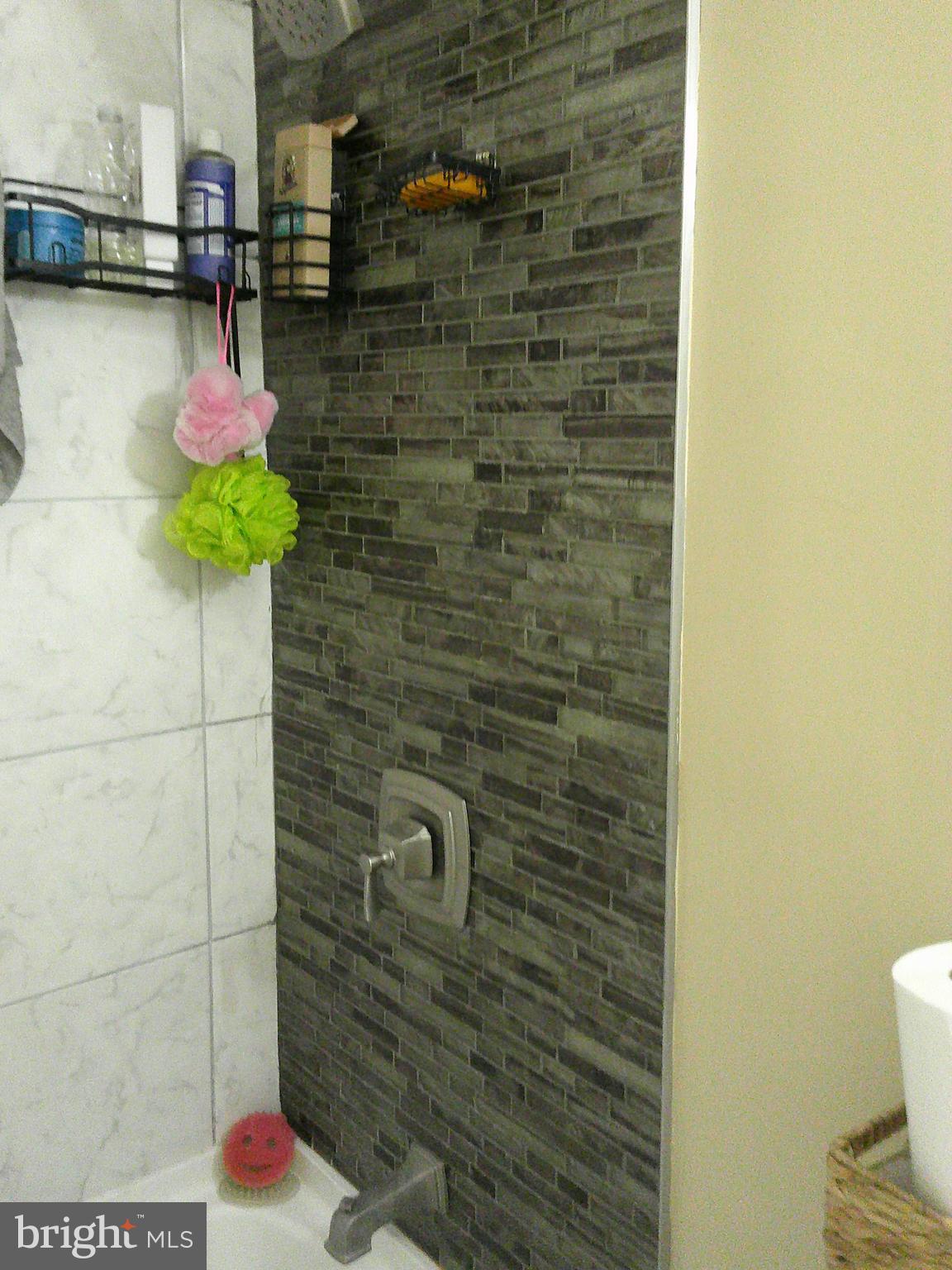 SANDTOWN-WINCHESTER - Residential