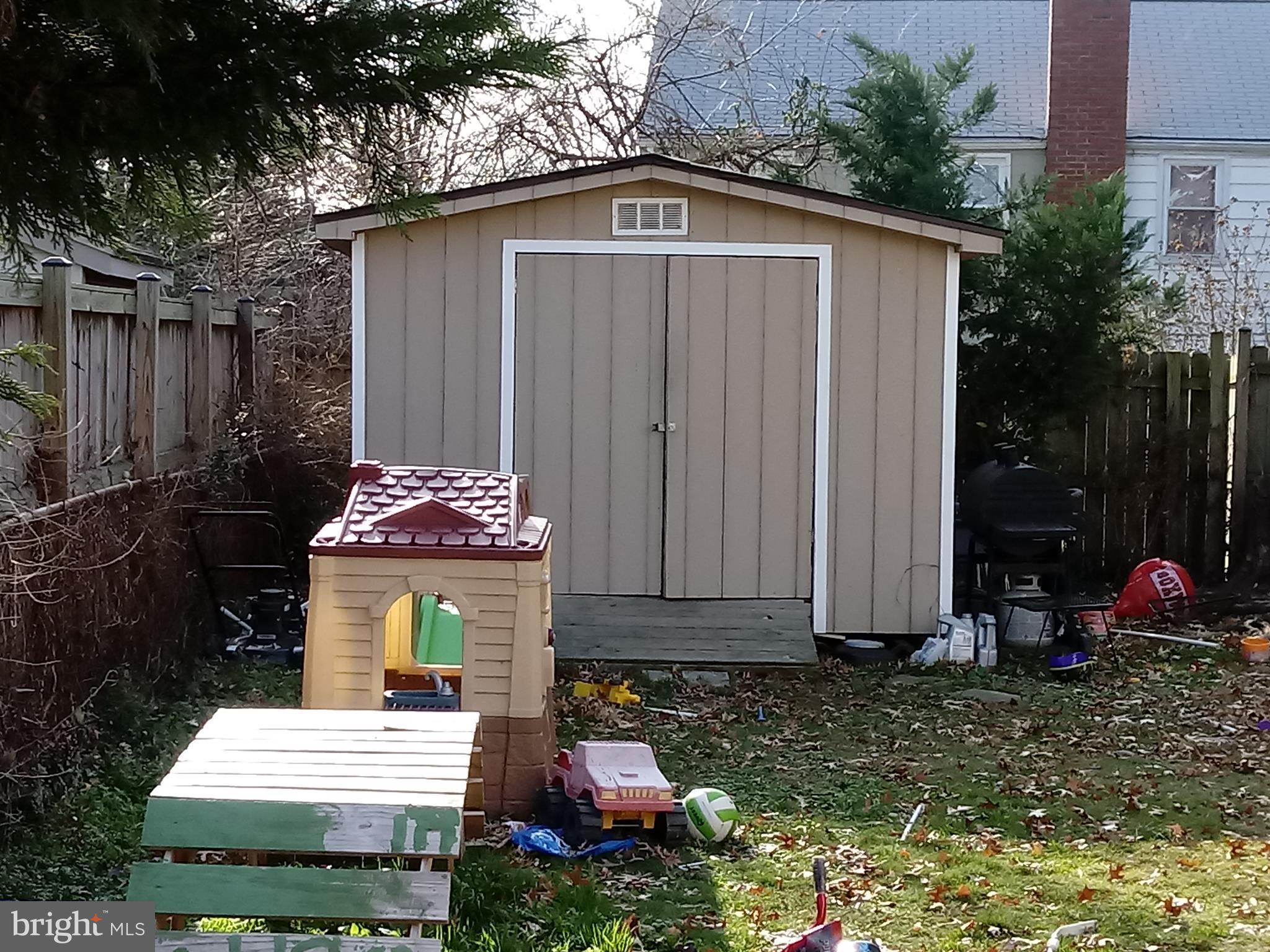 JEFFERSON MANOR - Residential Lease