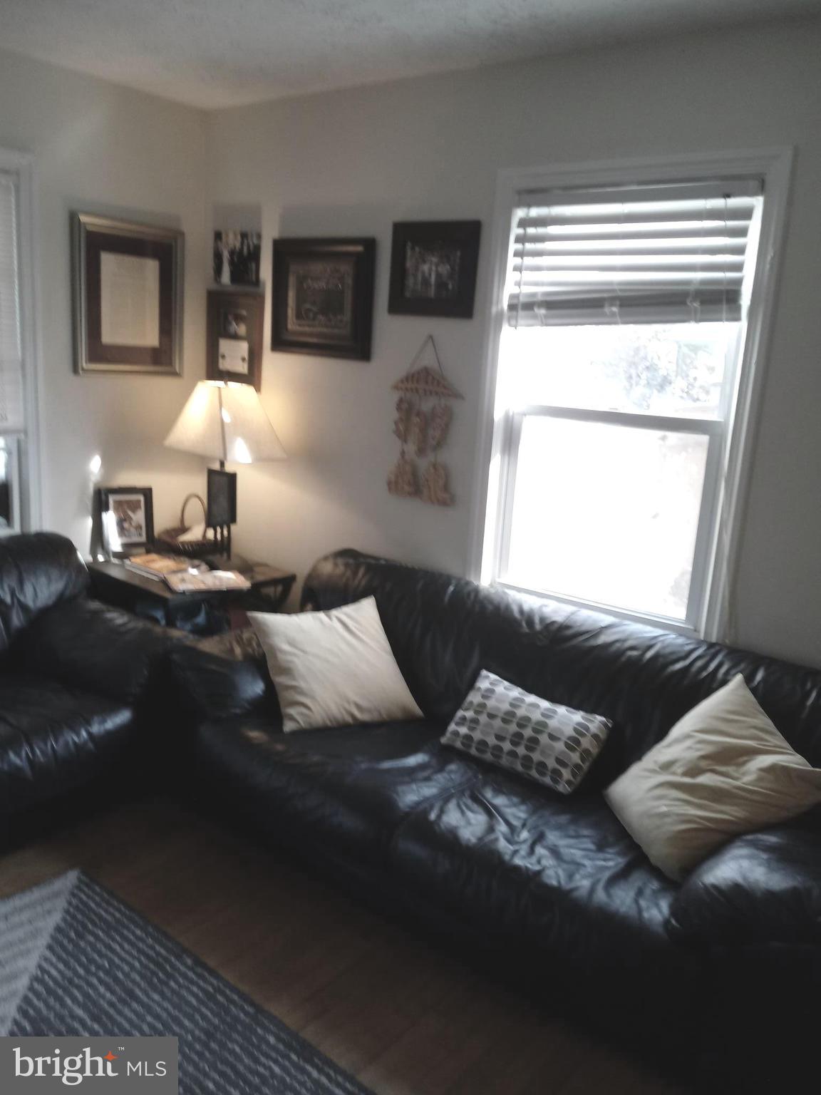 JEFFERSON MANOR - Residential Lease