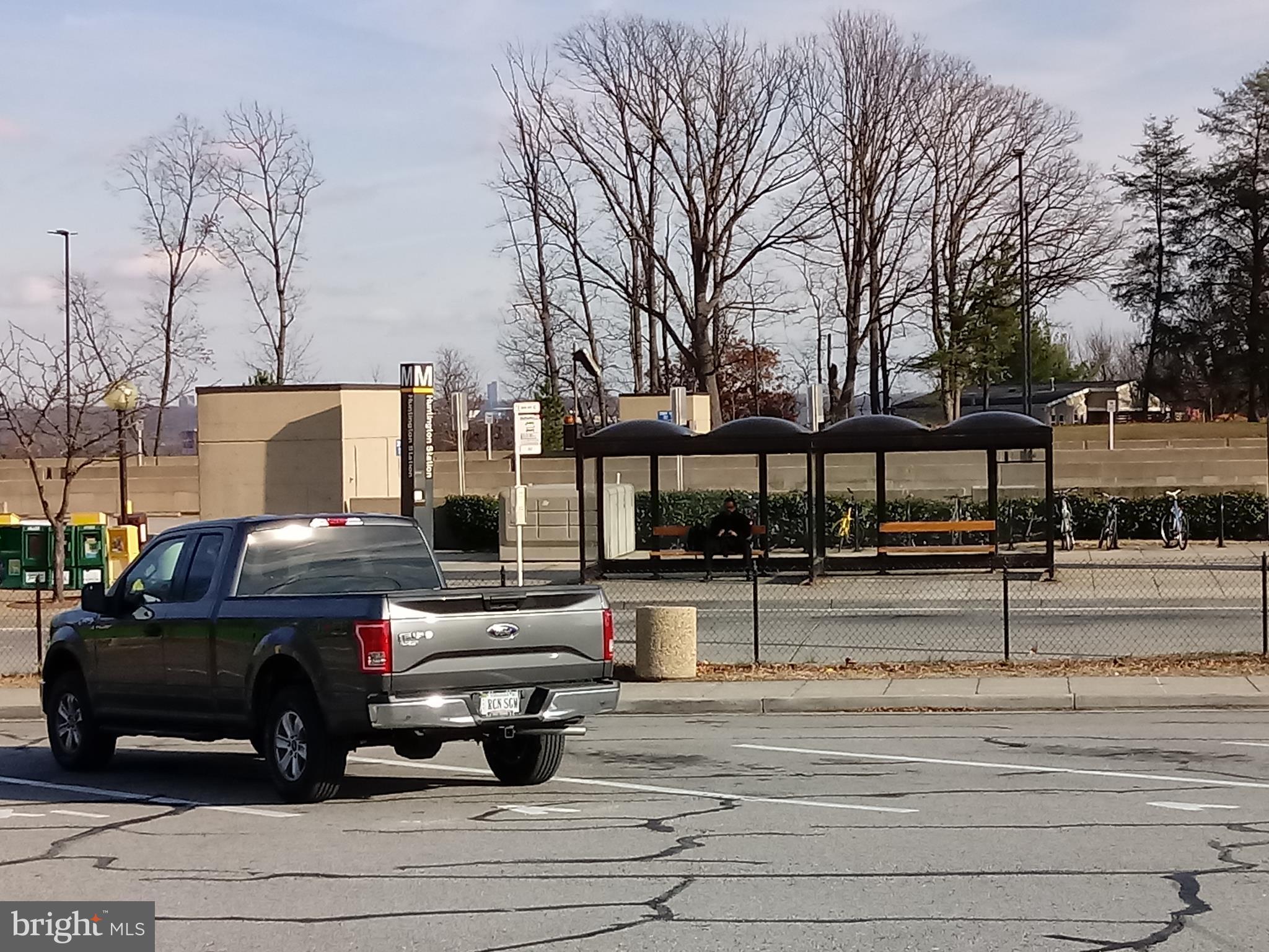 JEFFERSON MANOR - Residential Lease