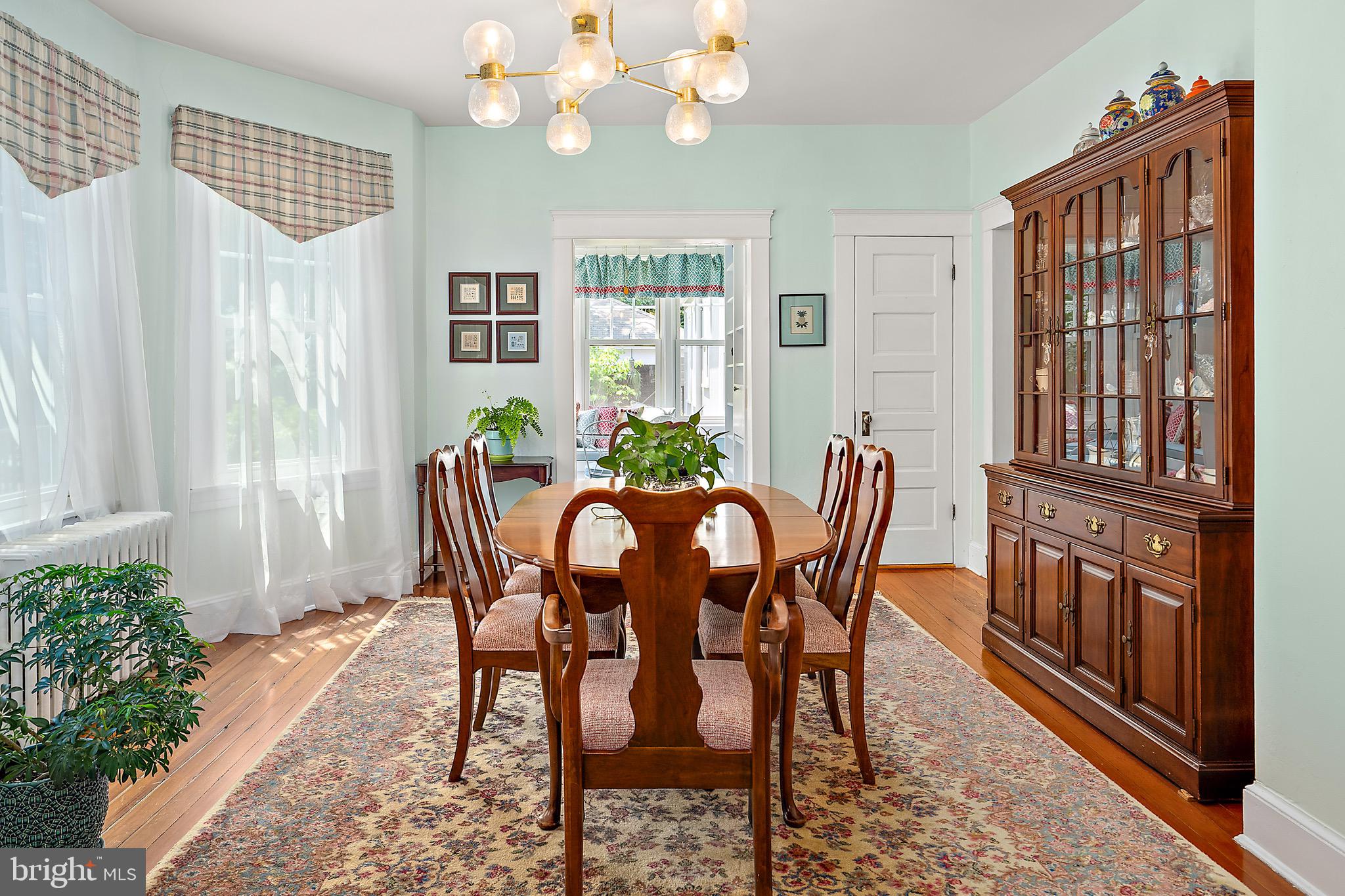 MURRAY HILL - Residential