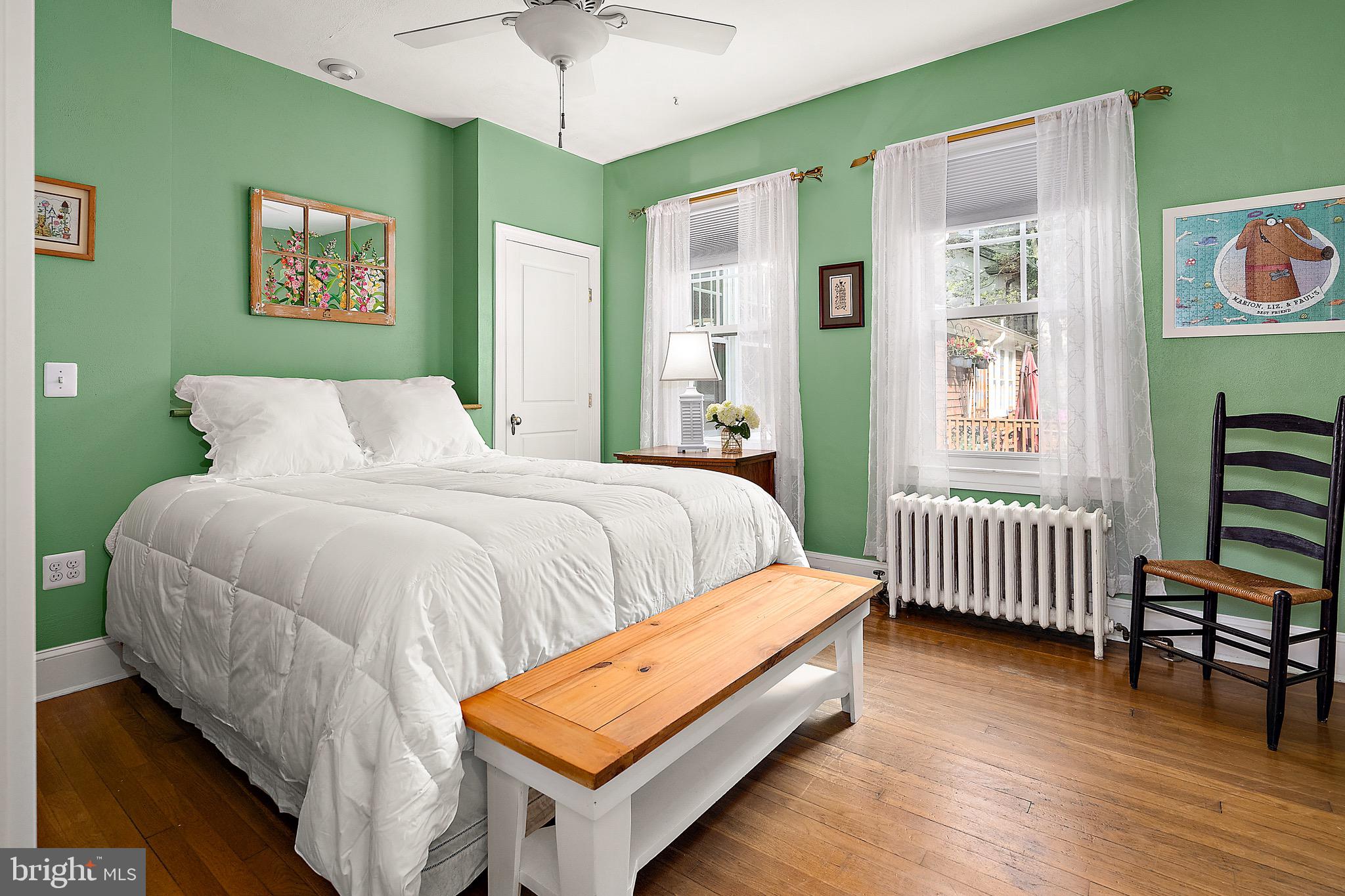 MURRAY HILL - Residential