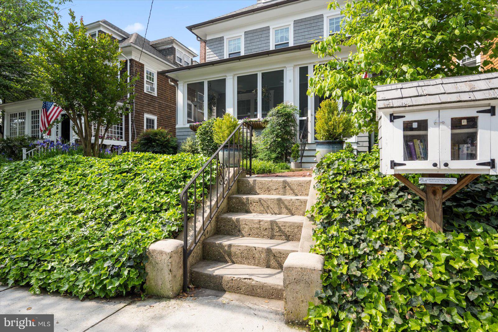 MURRAY HILL - Residential