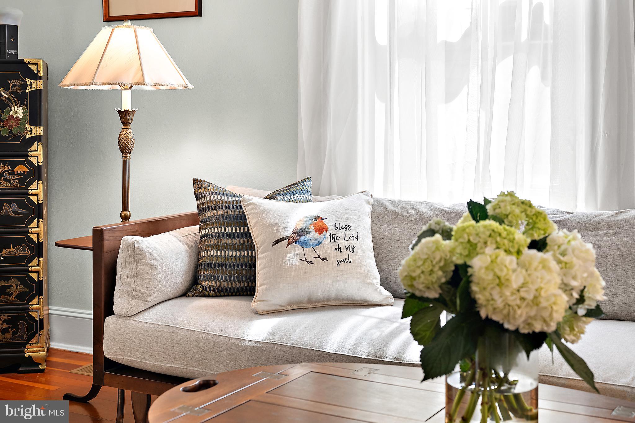 MURRAY HILL - Residential