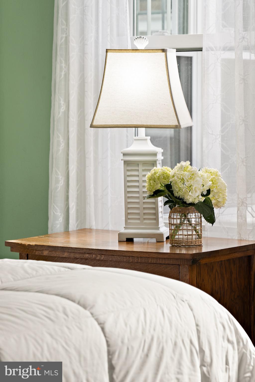 MURRAY HILL - Residential