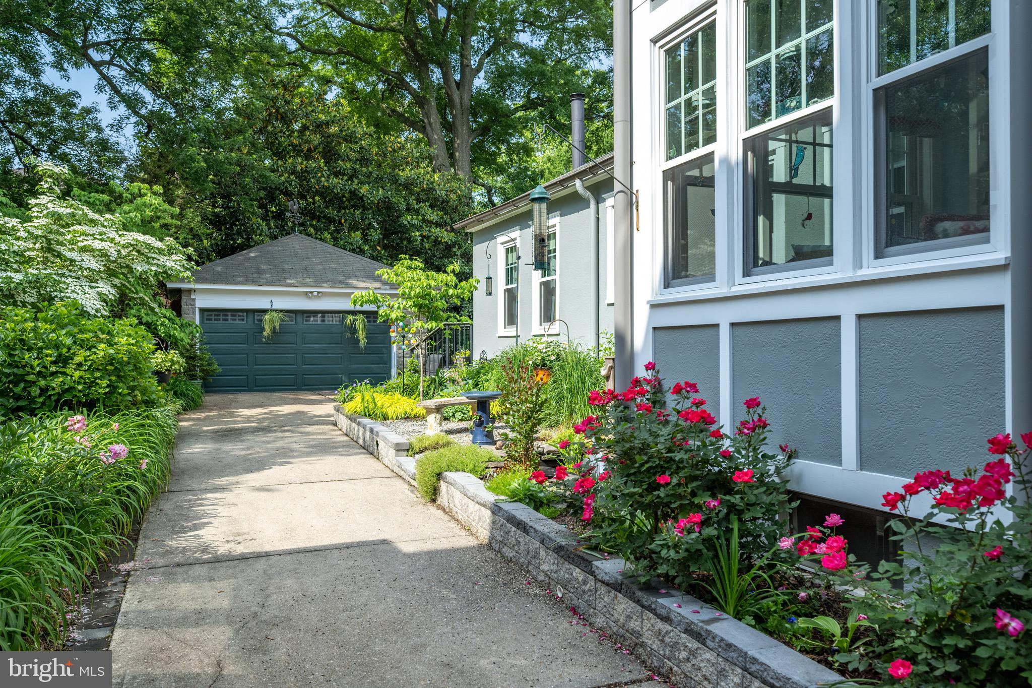 MURRAY HILL - Residential