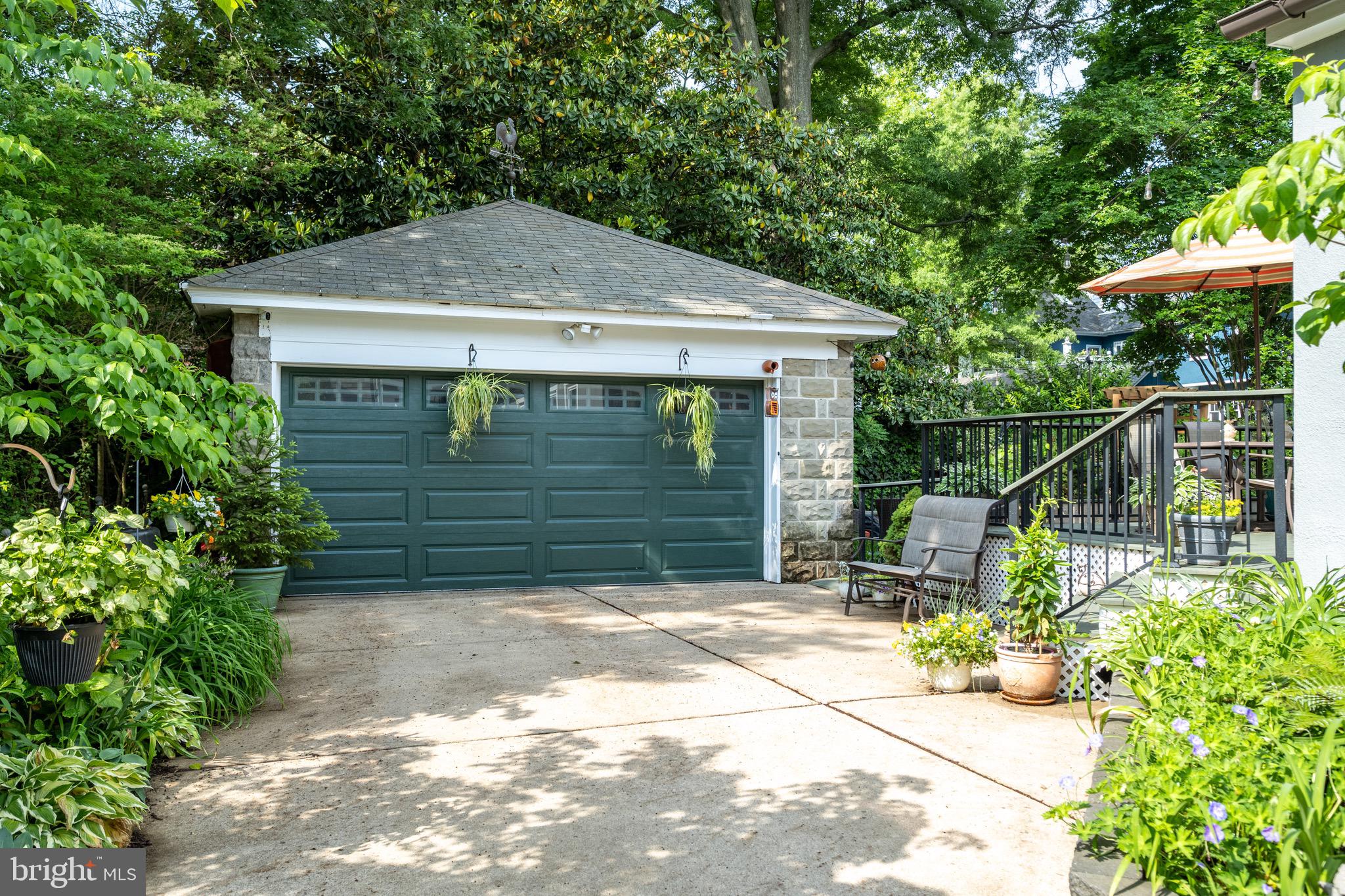 MURRAY HILL - Residential