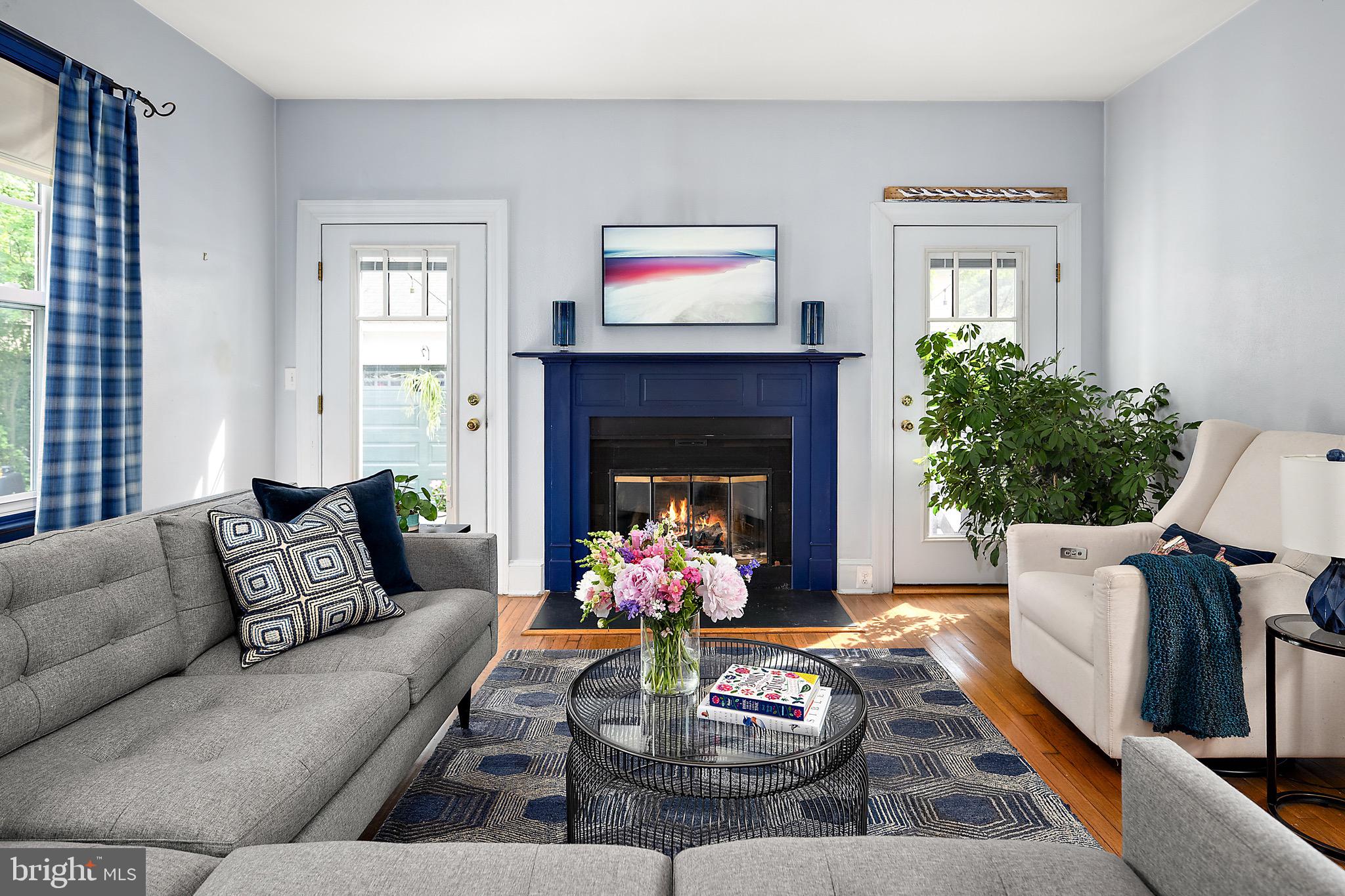 MURRAY HILL - Residential