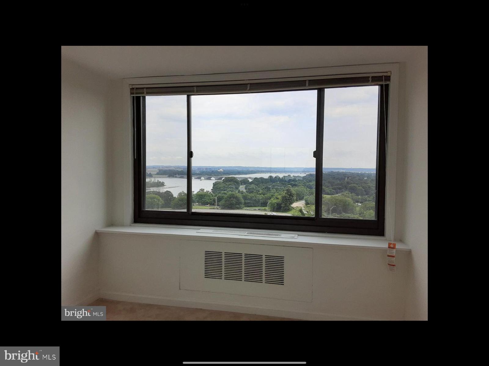 1011 ARLINGTON BOULEVARD 1042