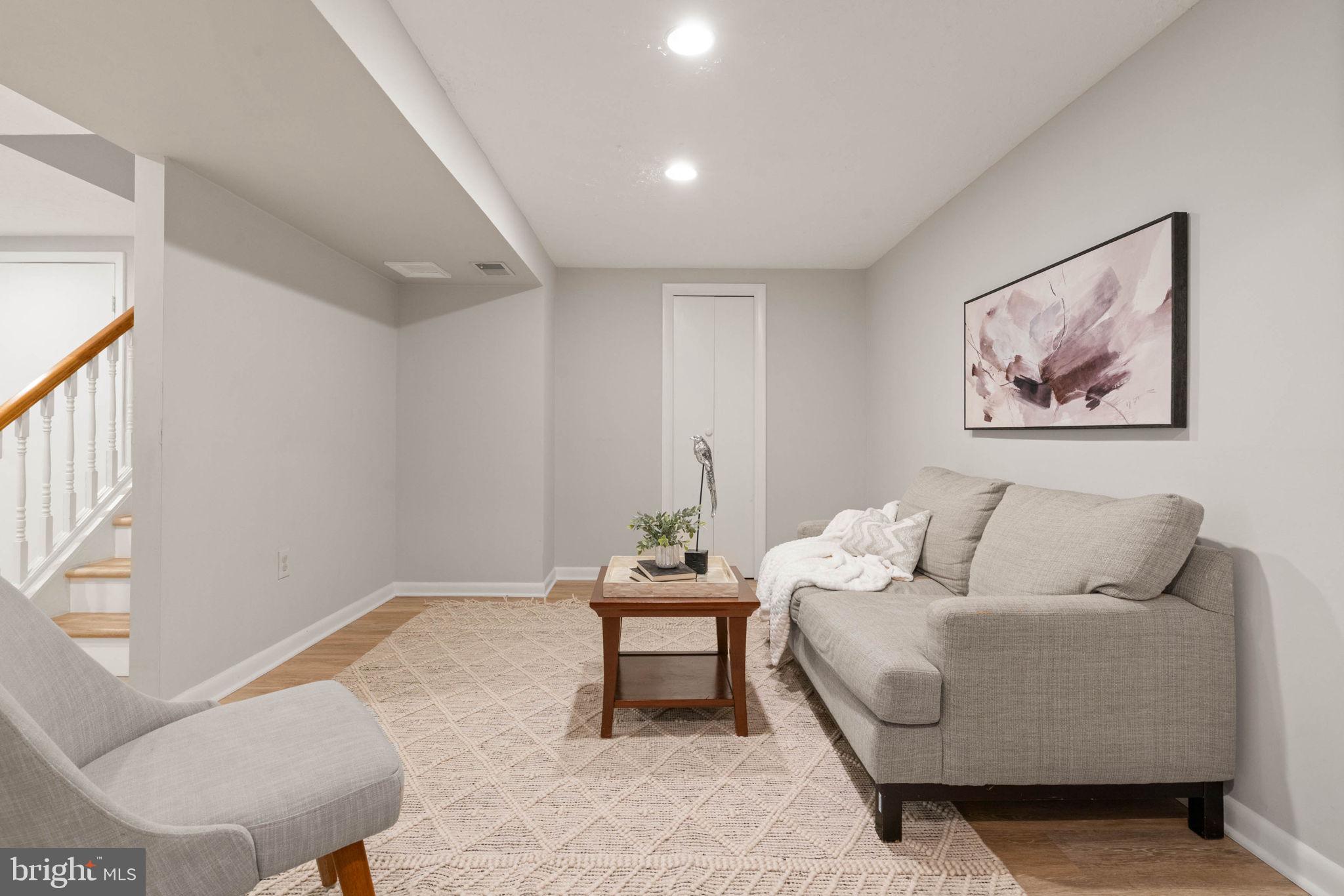 EUDORA - Residential