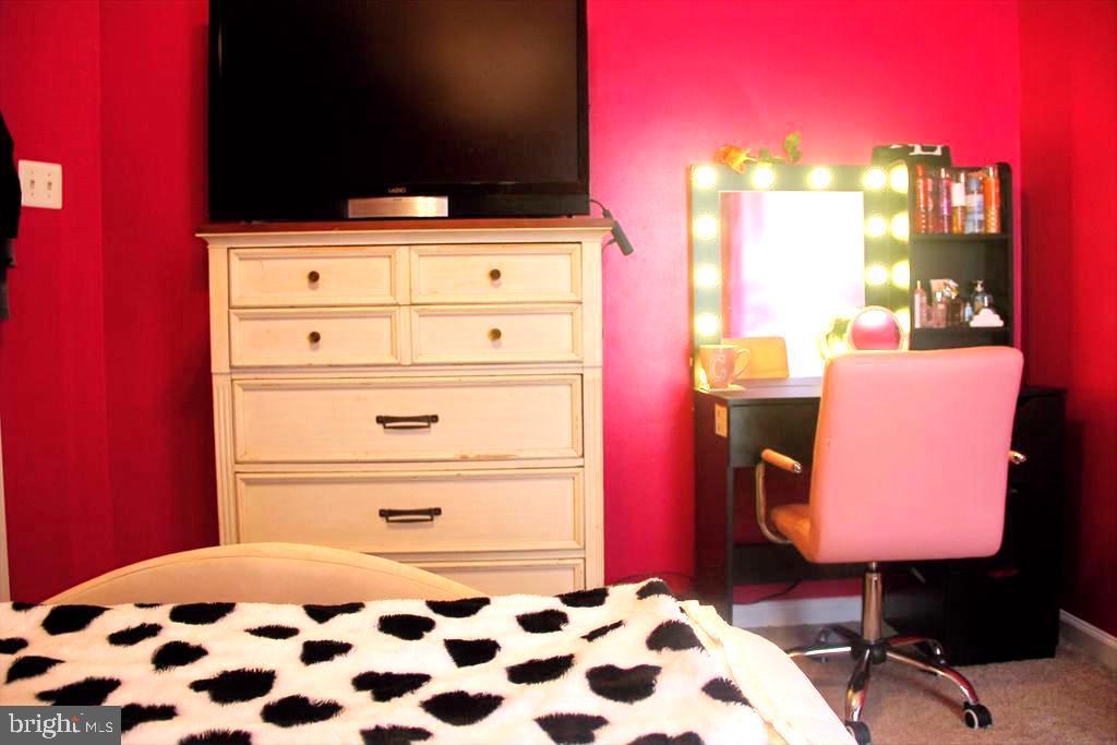 WHITAKER WOODS - Residential