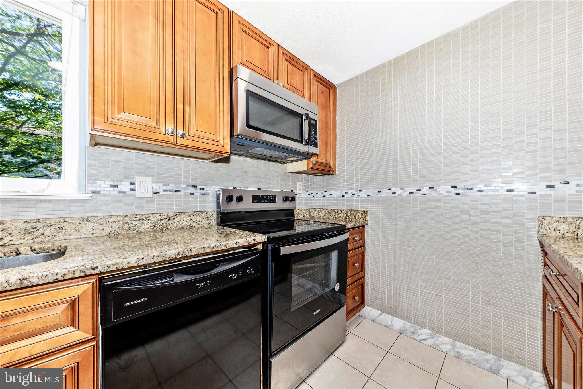 MILL CREEK SOUTH - Residential