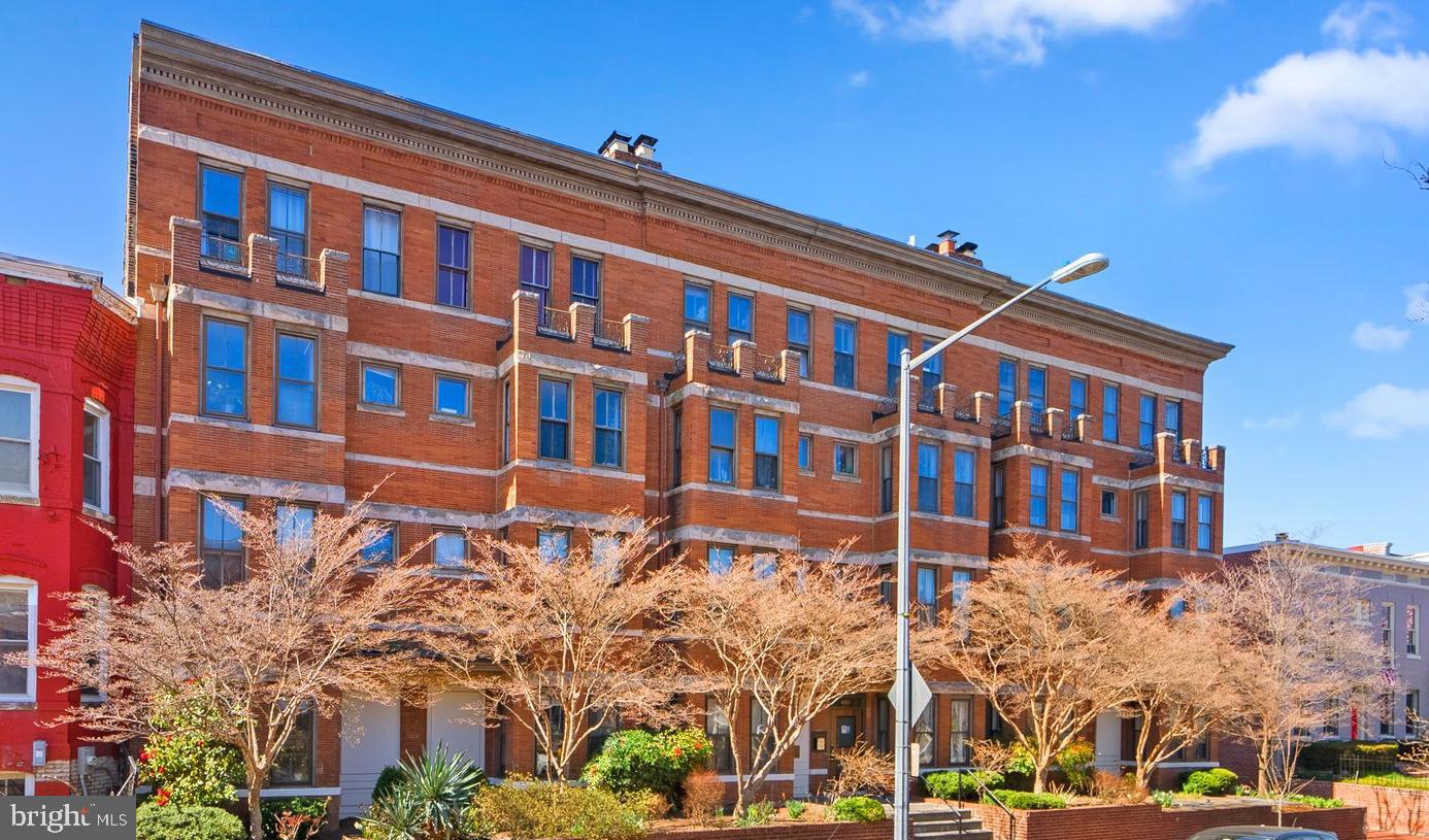 410 11TH STREET NE 6