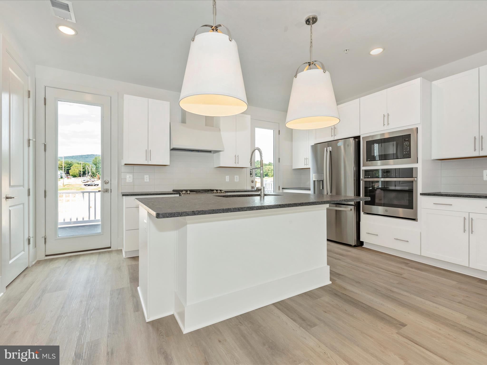 GAMBRILL GLENN - Residential Lease