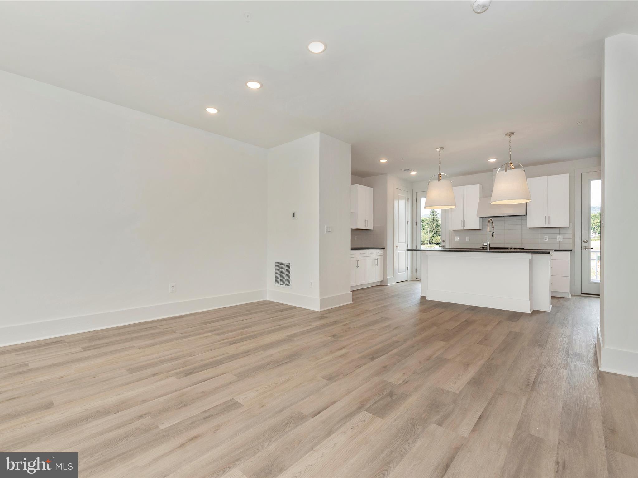 GAMBRILL GLENN - Residential Lease