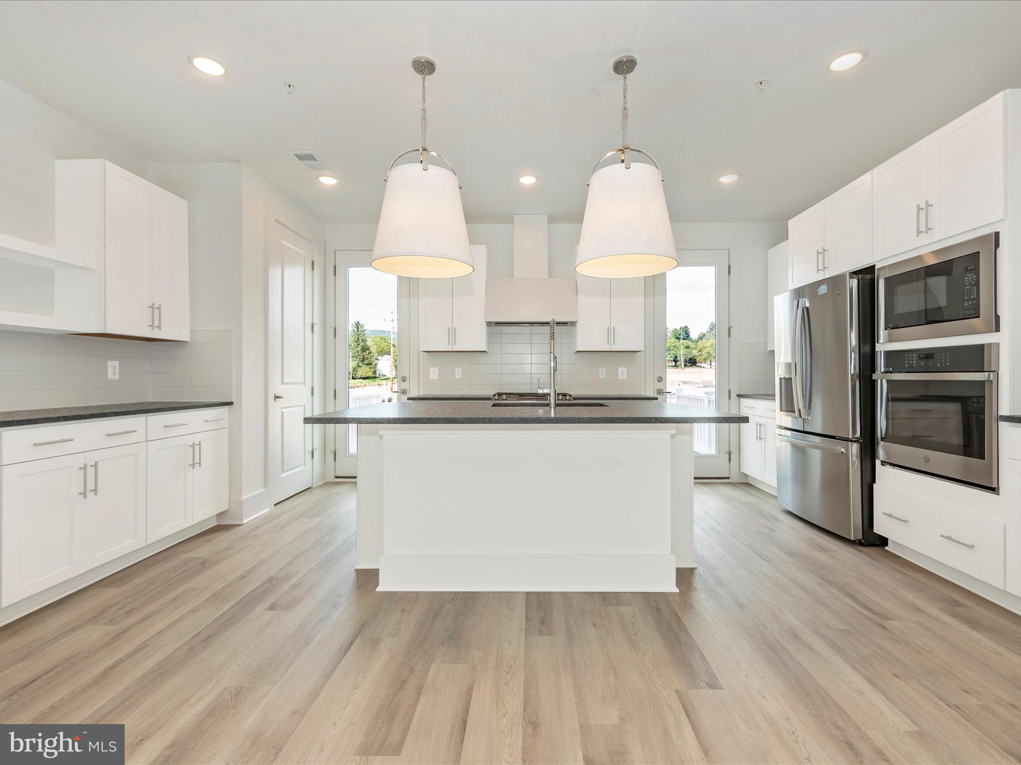 GAMBRILL GLENN - Residential Lease