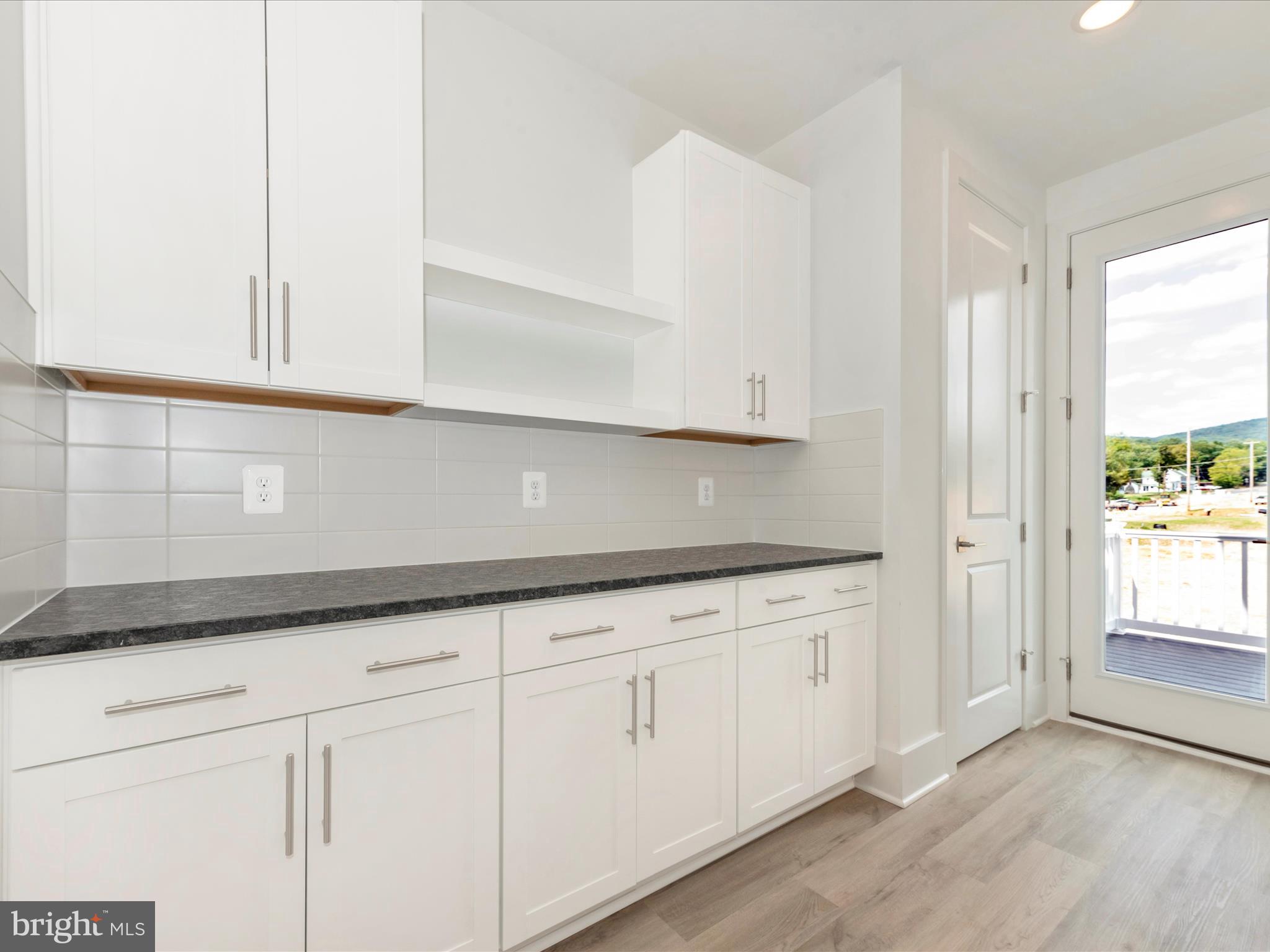 GAMBRILL GLENN - Residential Lease