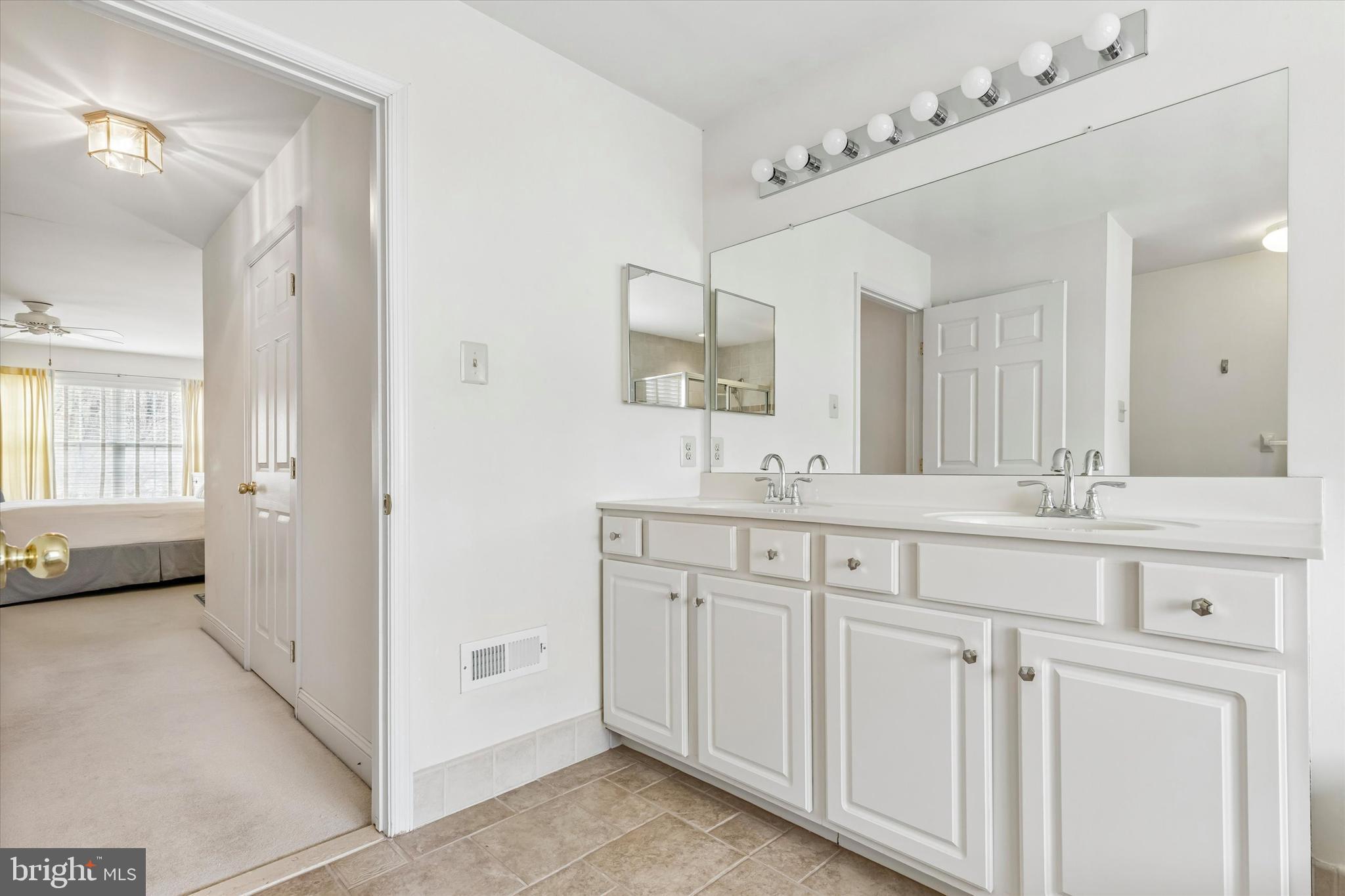 PENLLYN GREENE - Residential