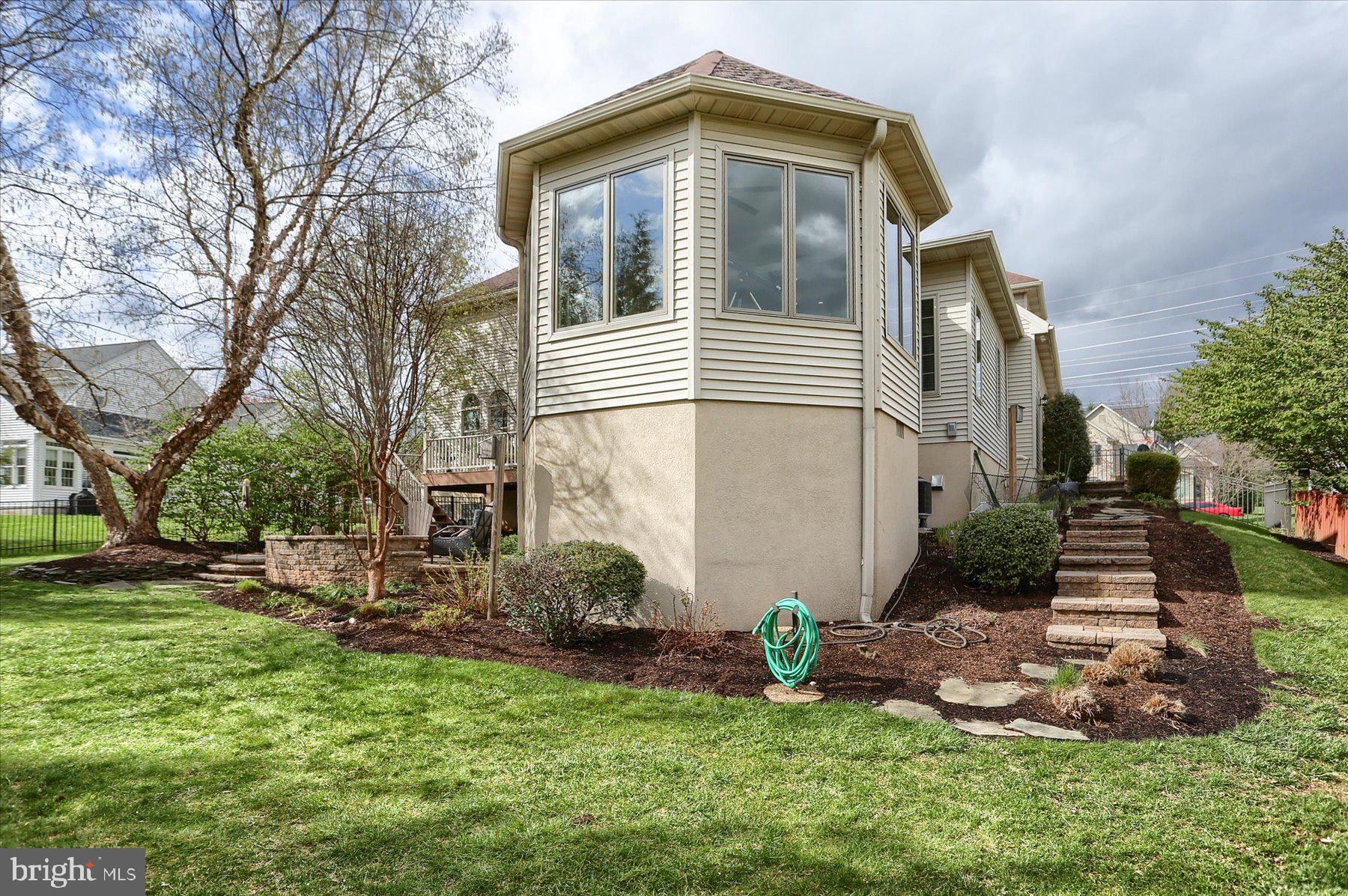 STONEY RUN - Residential