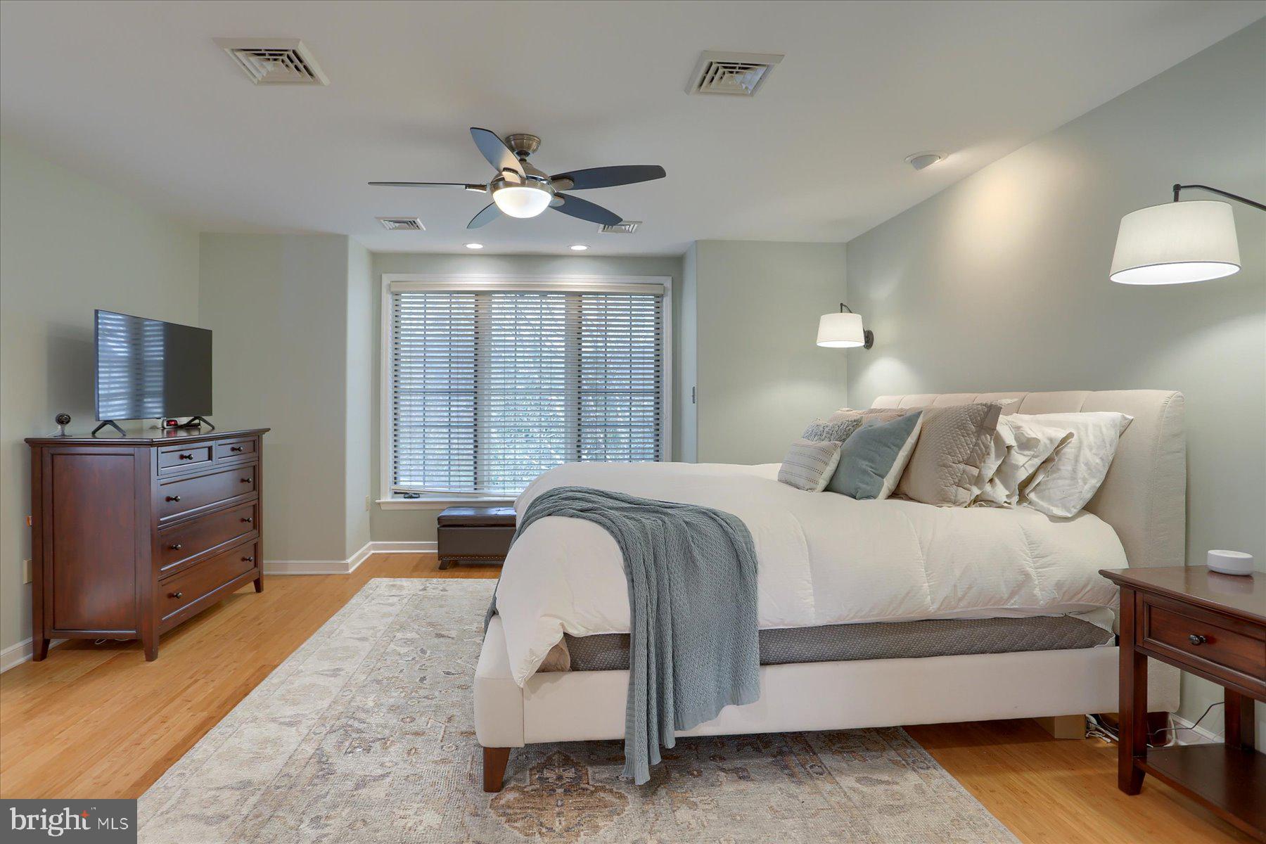 STONEY RUN - Residential