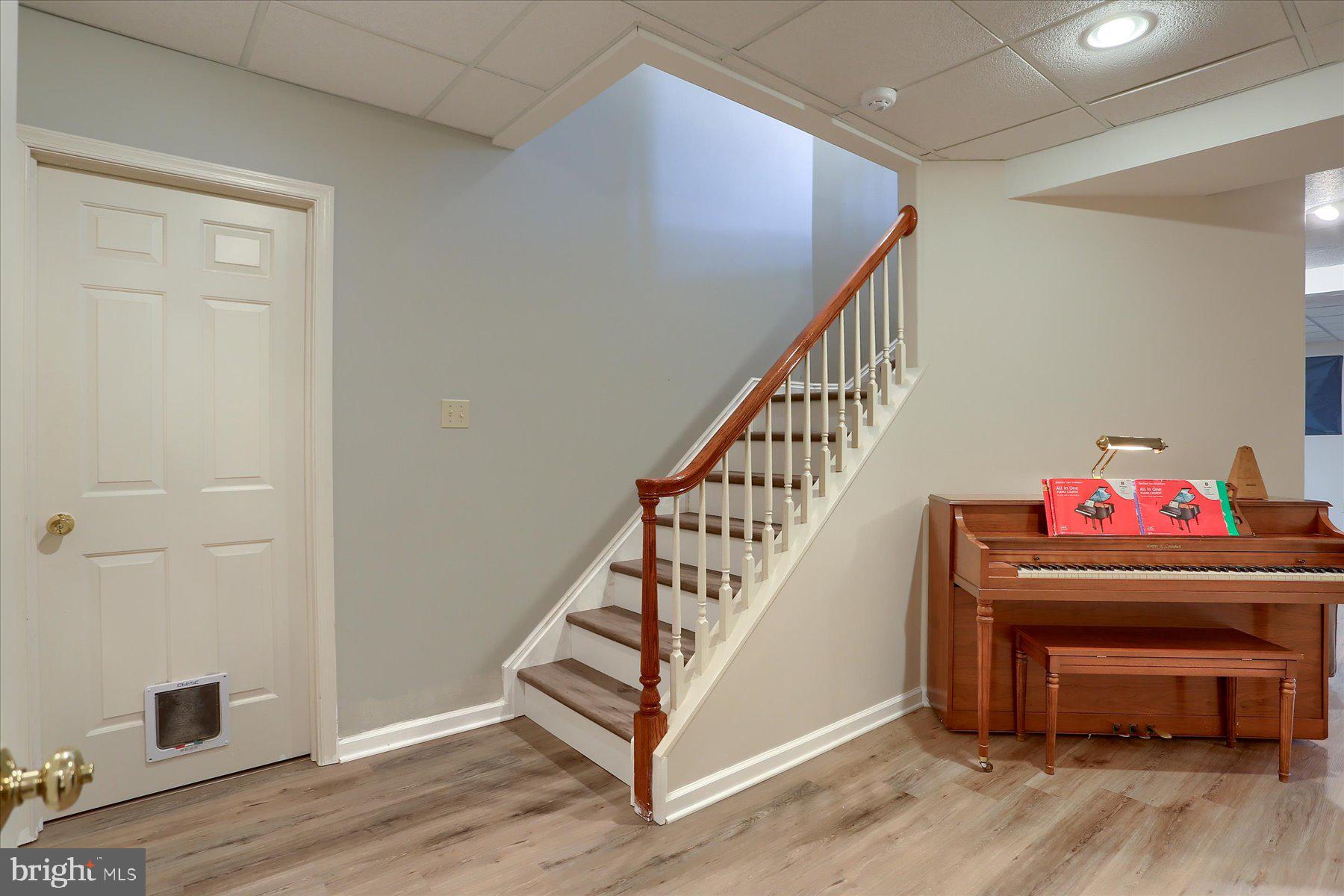 STONEY RUN - Residential