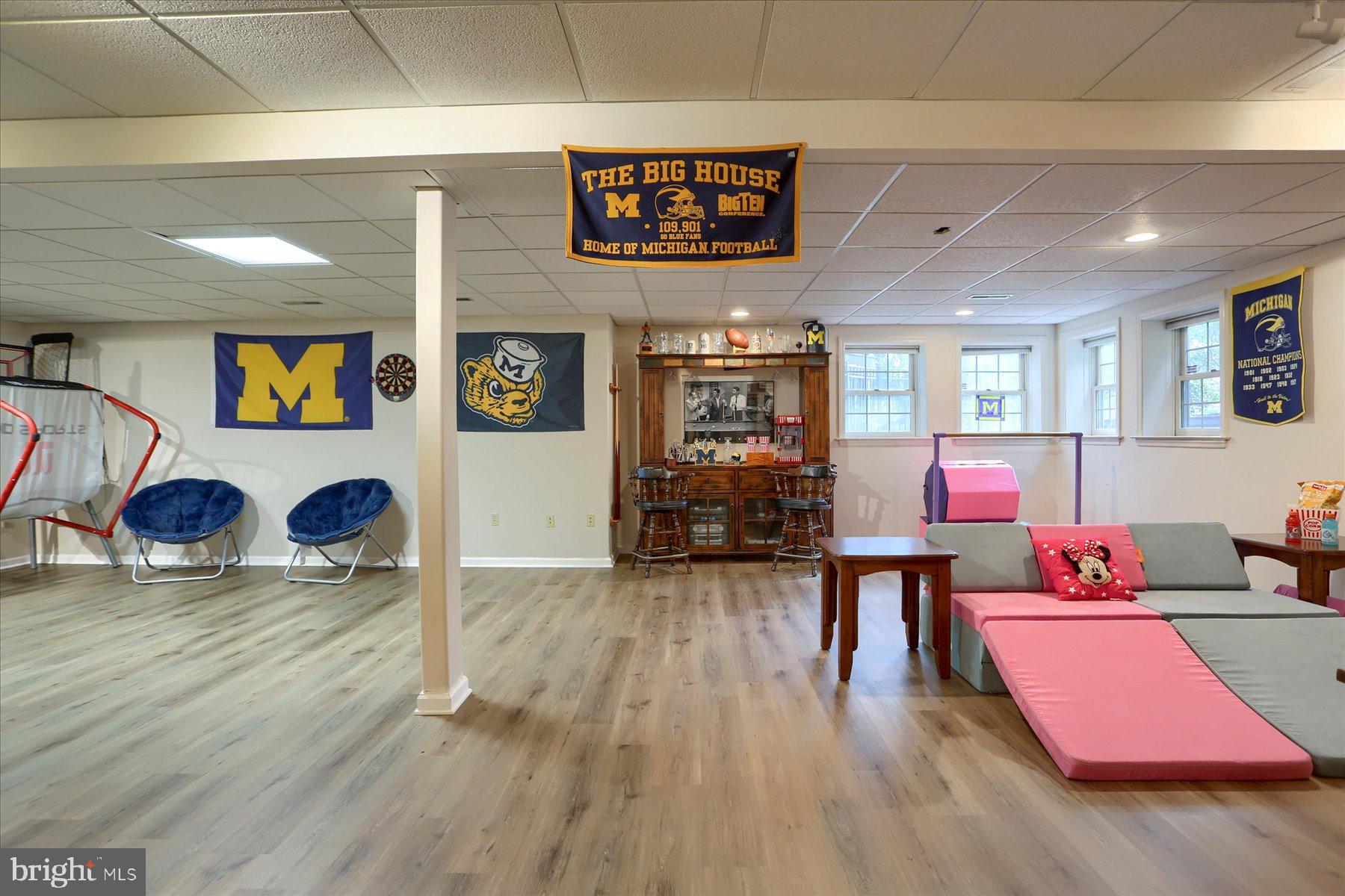 STONEY RUN - Residential