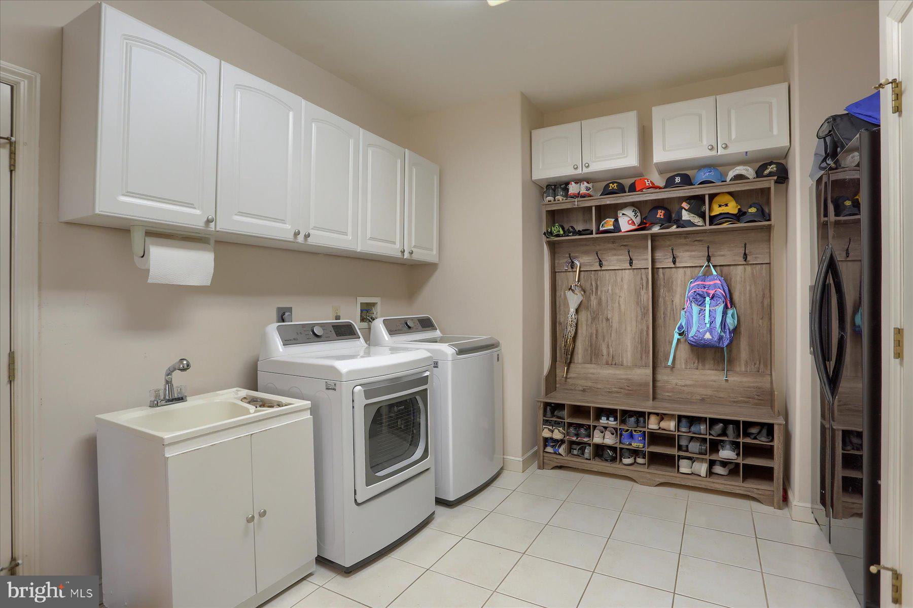 STONEY RUN - Residential